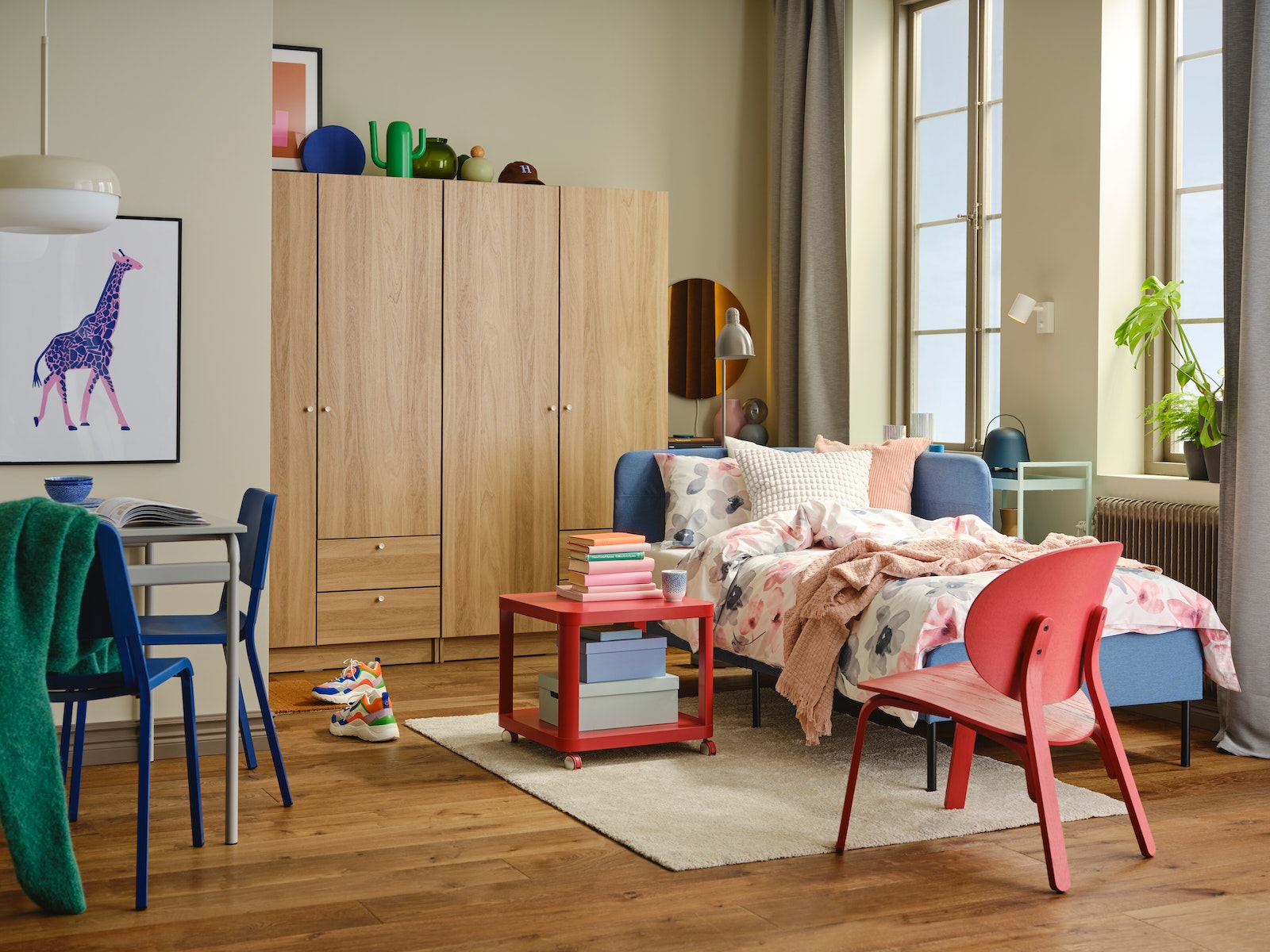 IKEA - An uplifting studio bedroom with effortless style