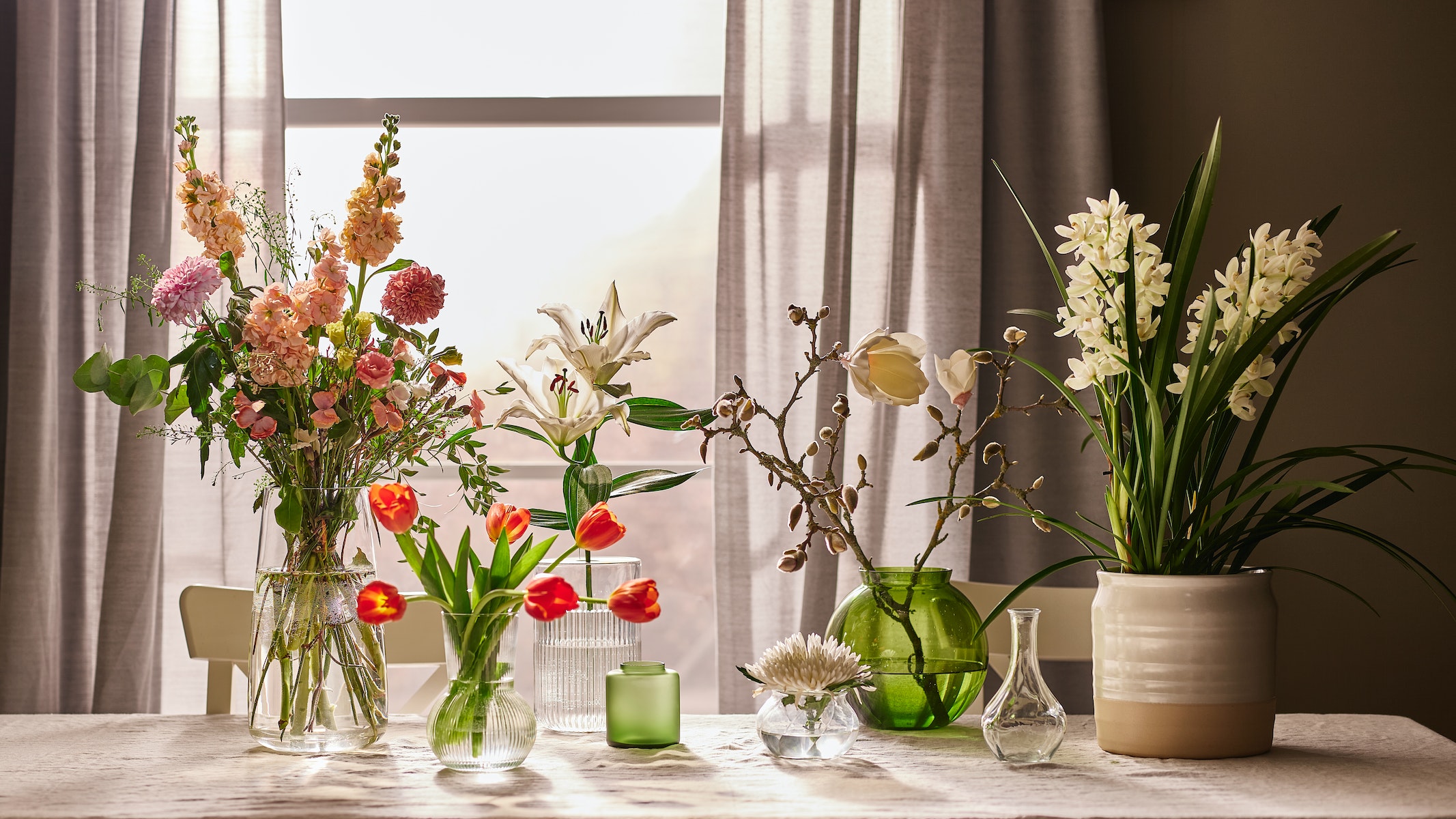 IKEA - How to choose the right vase for your flowers