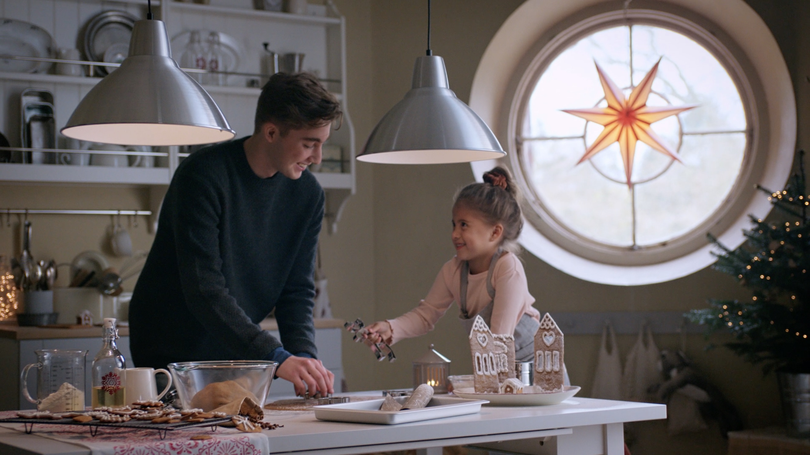 IKEA - Φτιάξτε γιορτινά κουλουράκια με όλη την οικογένεια