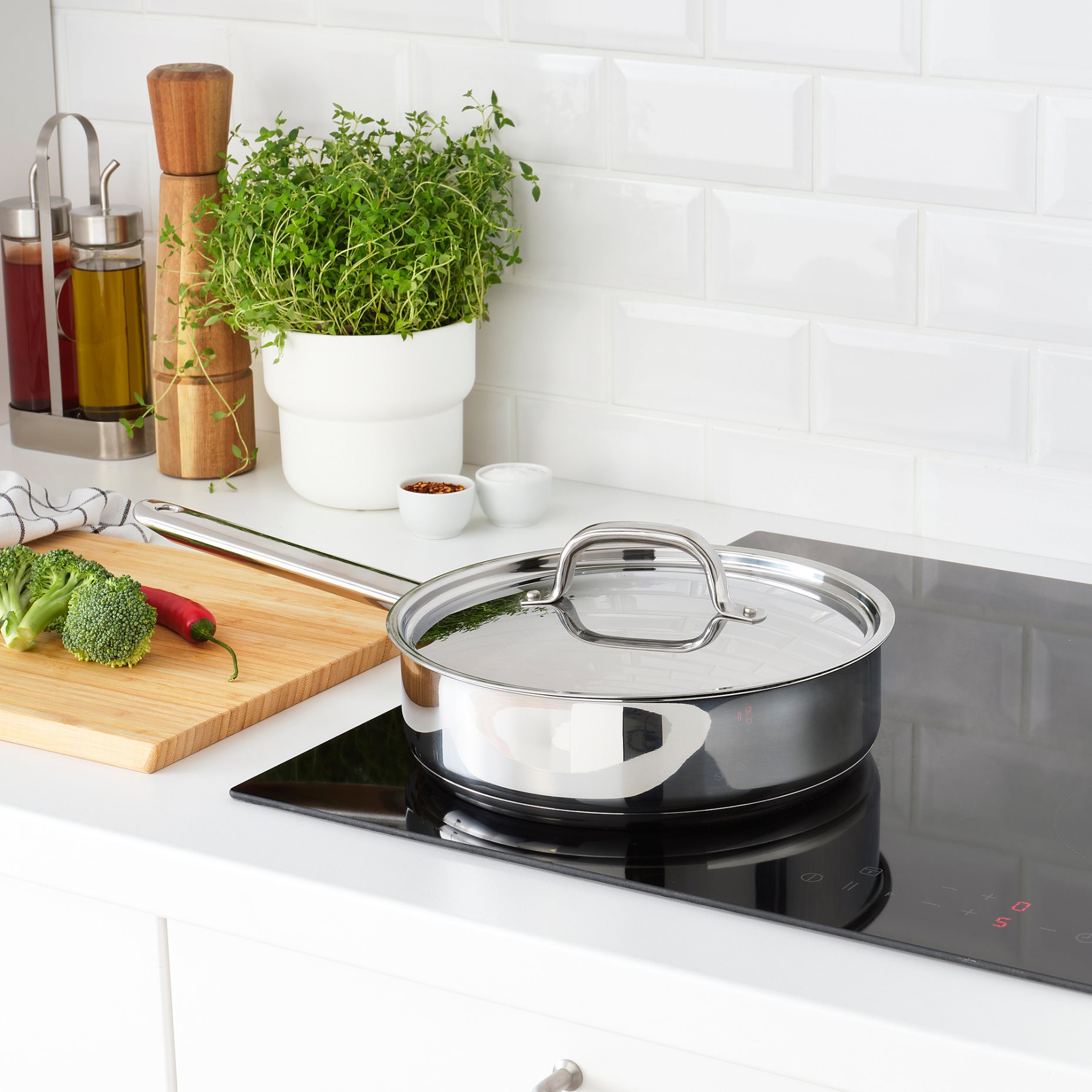 IKEA 365+, saute pan, 24 cm, 004.842.53
