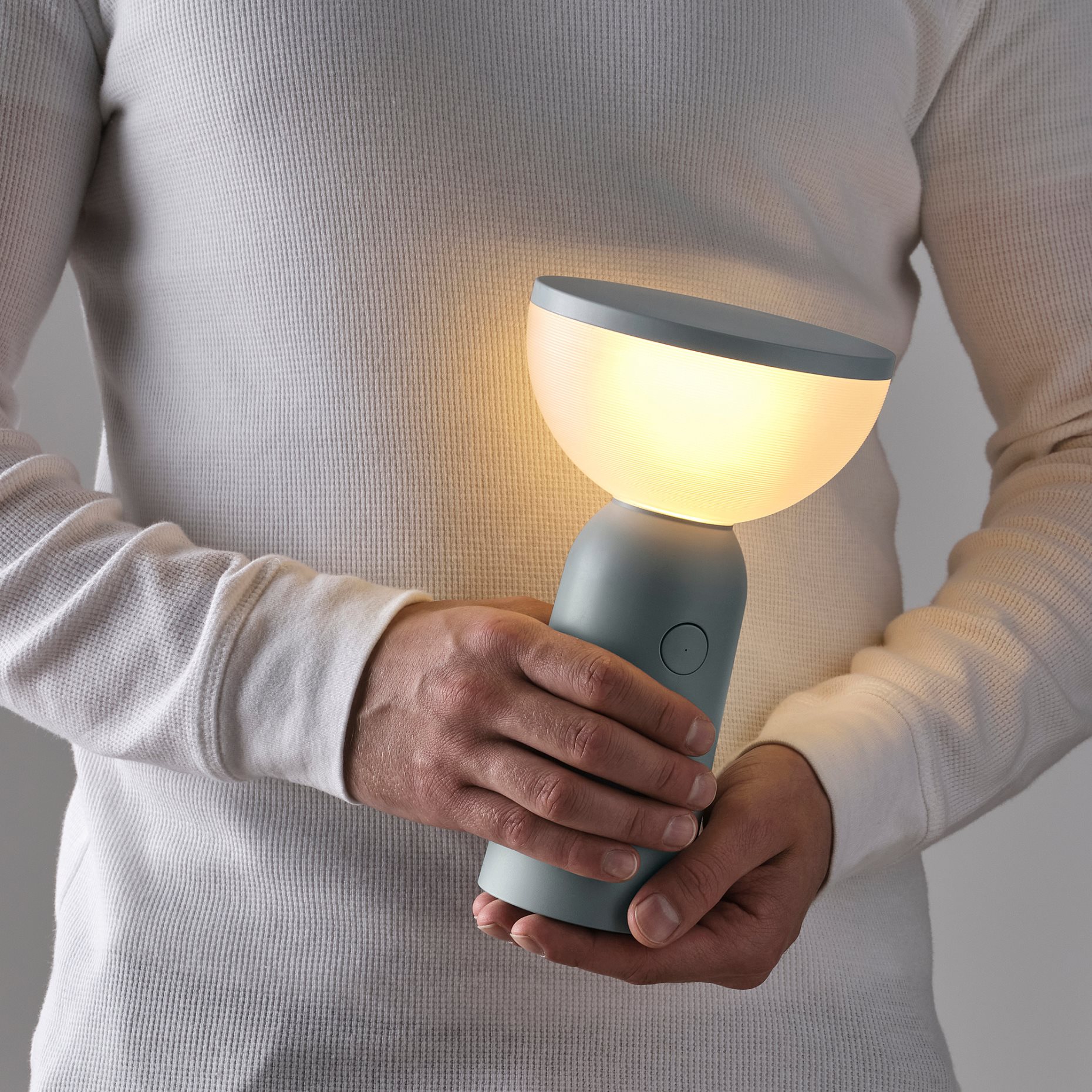 BETTORP, mobile lamp with built-in LED light source and wireless charging dimmable, 005.045.43