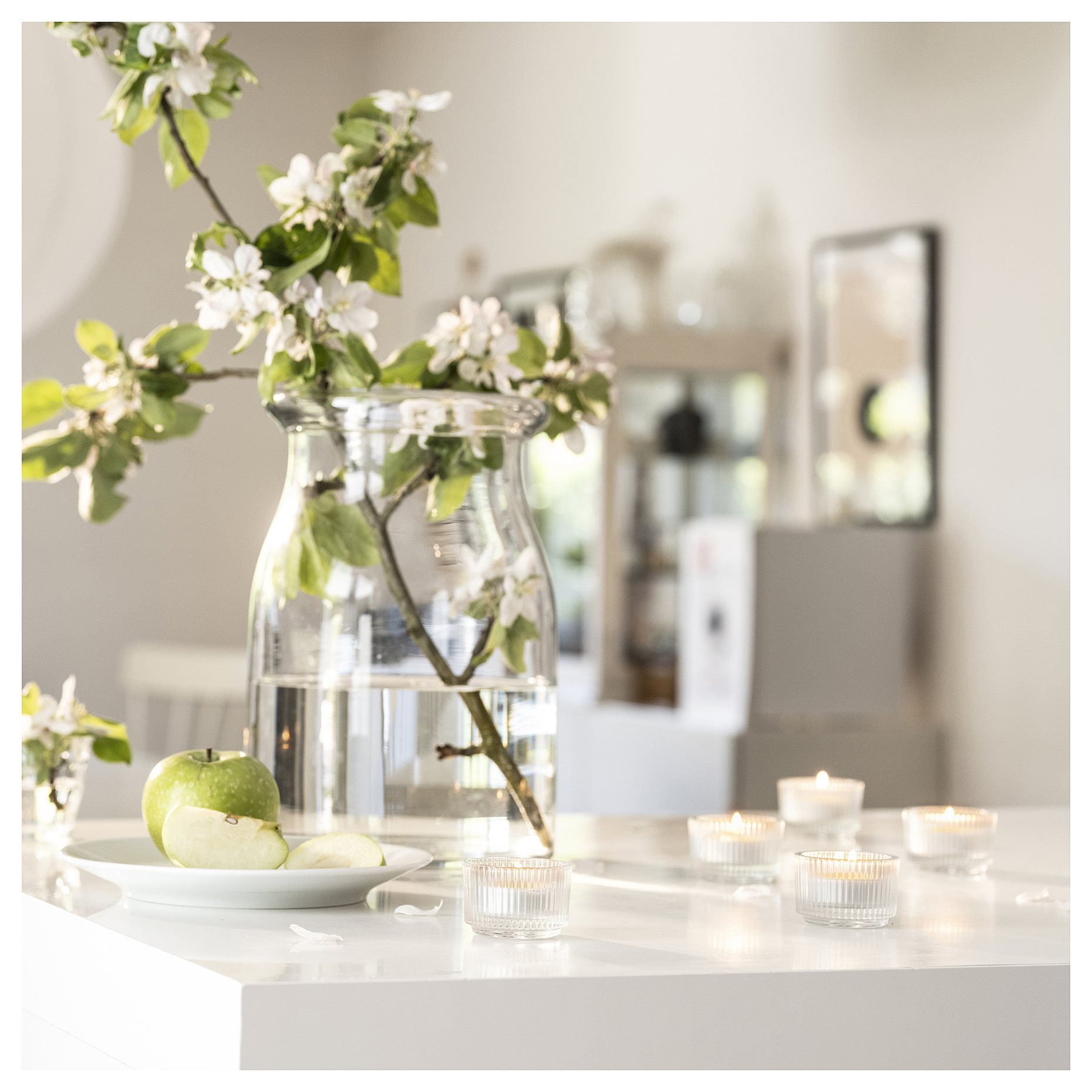 LOVSKOGSLUND, αρωματικό κερί ρεσό/μήλο, 3.5 ώρες, 005.821.02