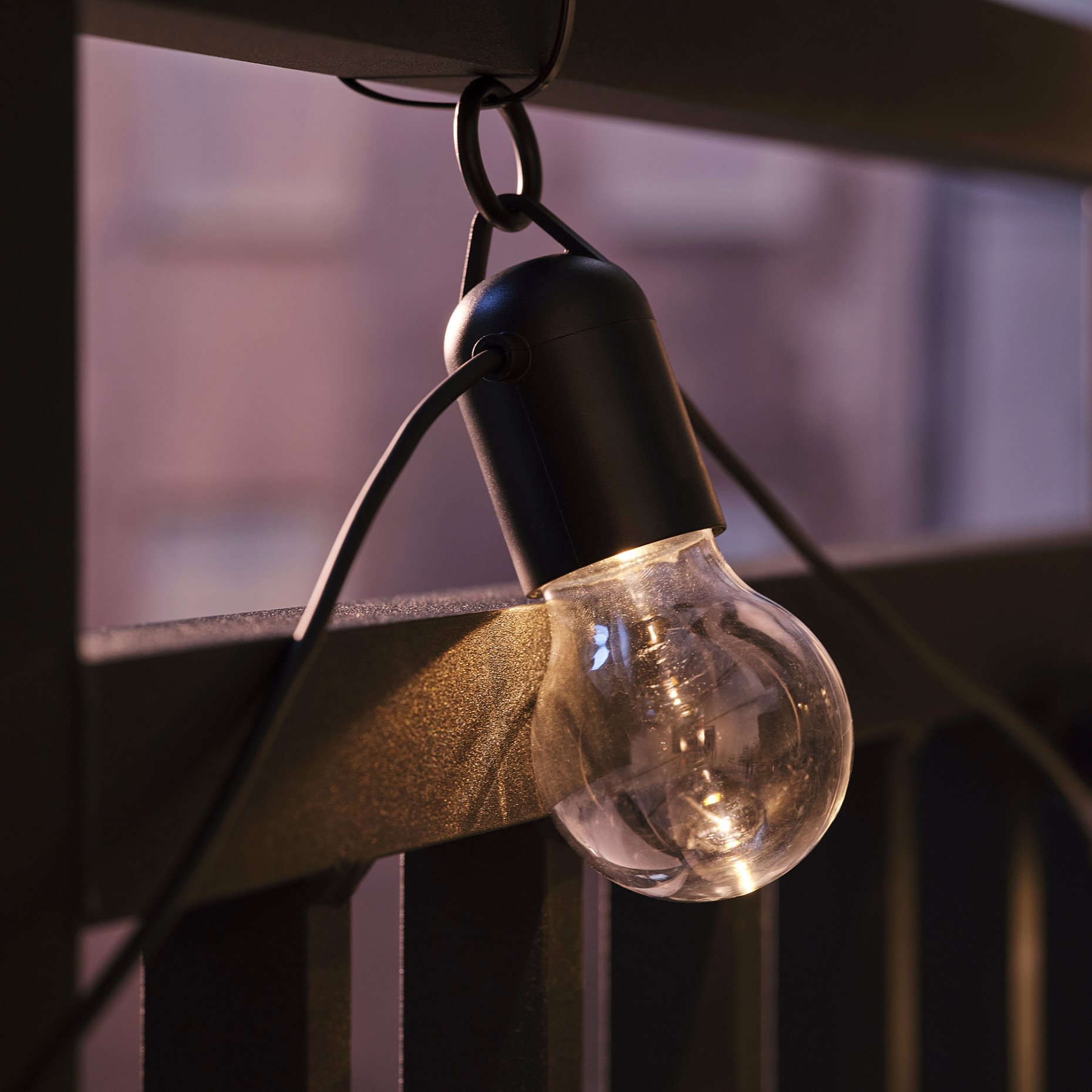 SVARTRÅ, γιρλάντα φωτισμού με ενσωματωμένο φωτισμό LED/12 λαμπτήρες/εξωτερικού χώρου, 006.115.43