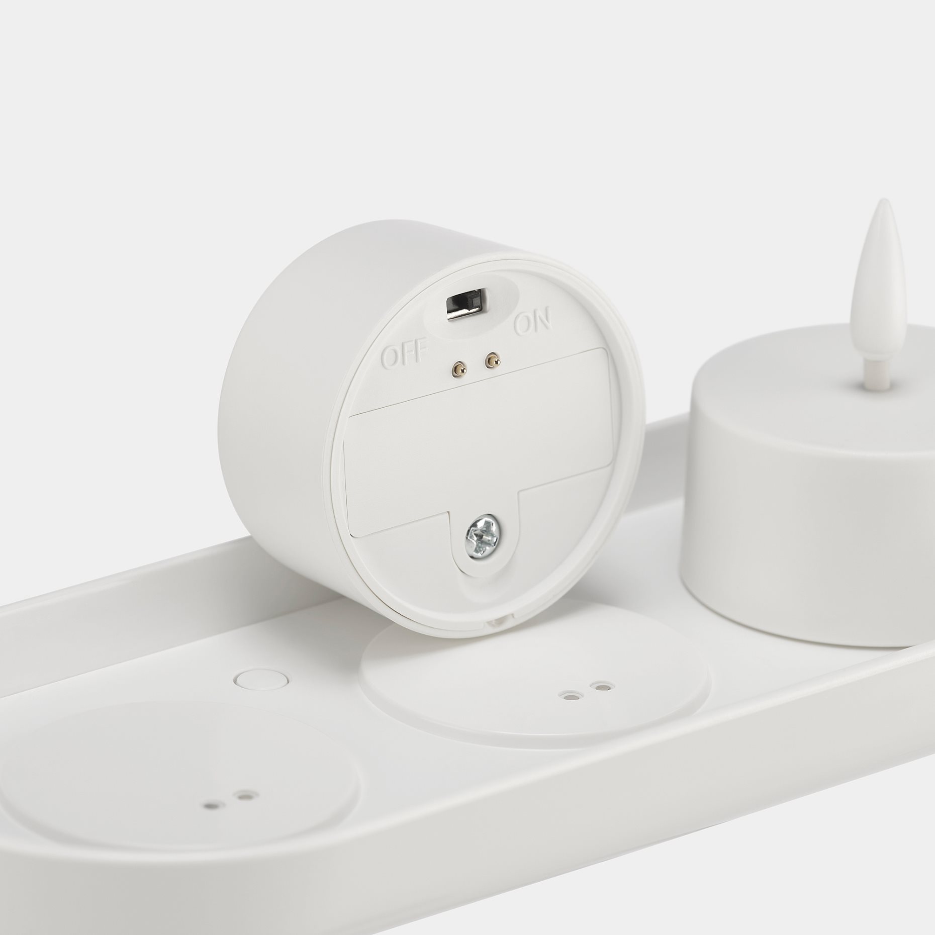 SKATGÅS, tealight kit with built in LED light source and charging tray, 006.115.95