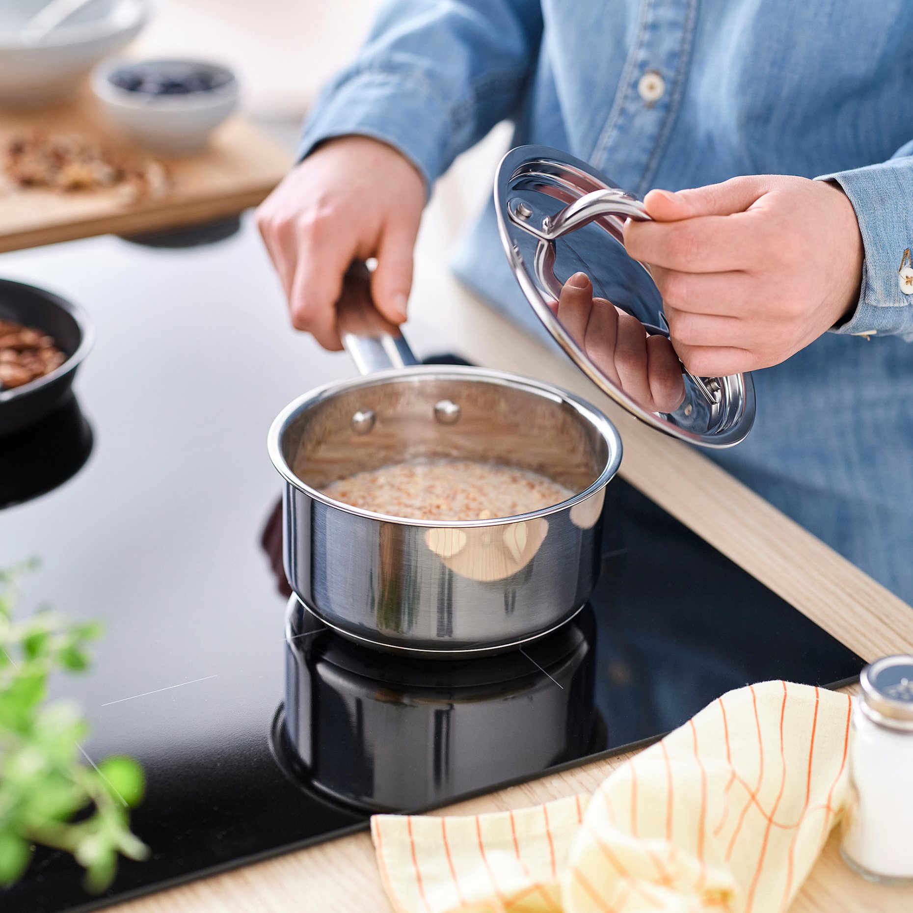 IKEA365+, saucepan with lid, 1 l, 006.253.28