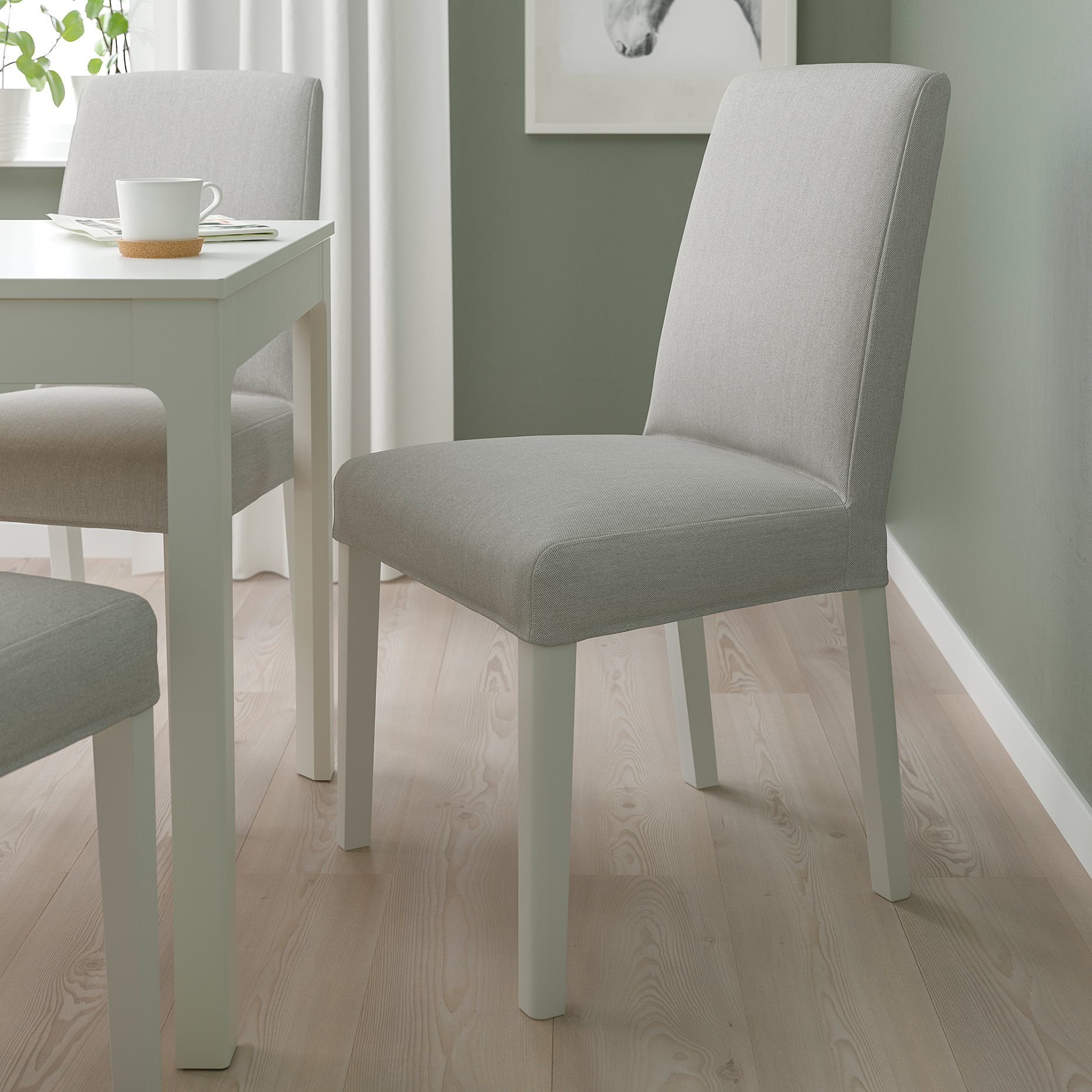 BERGMUND, chair, 093.877.33