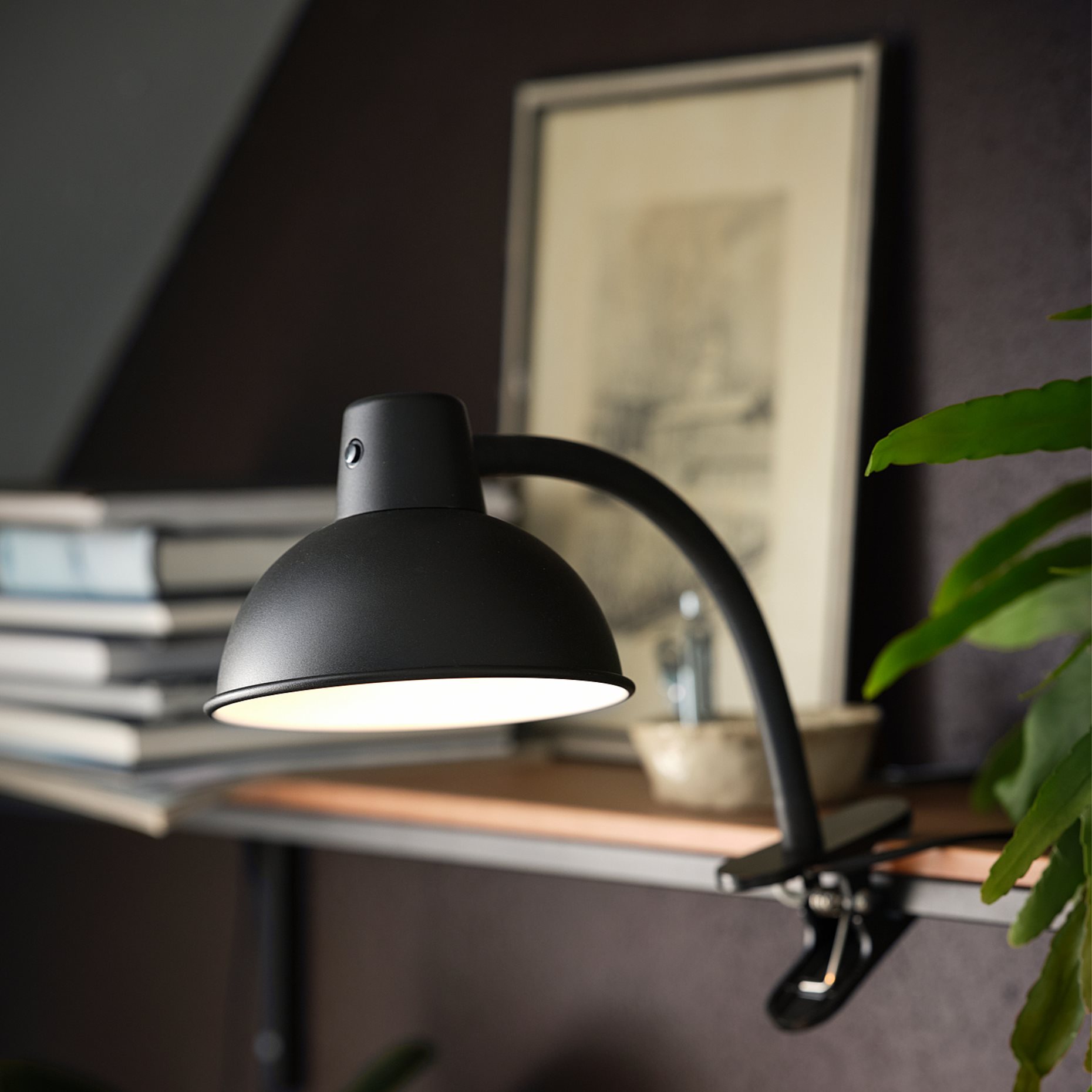 SKURUP, σποτ με κλιπ, 104.899.62