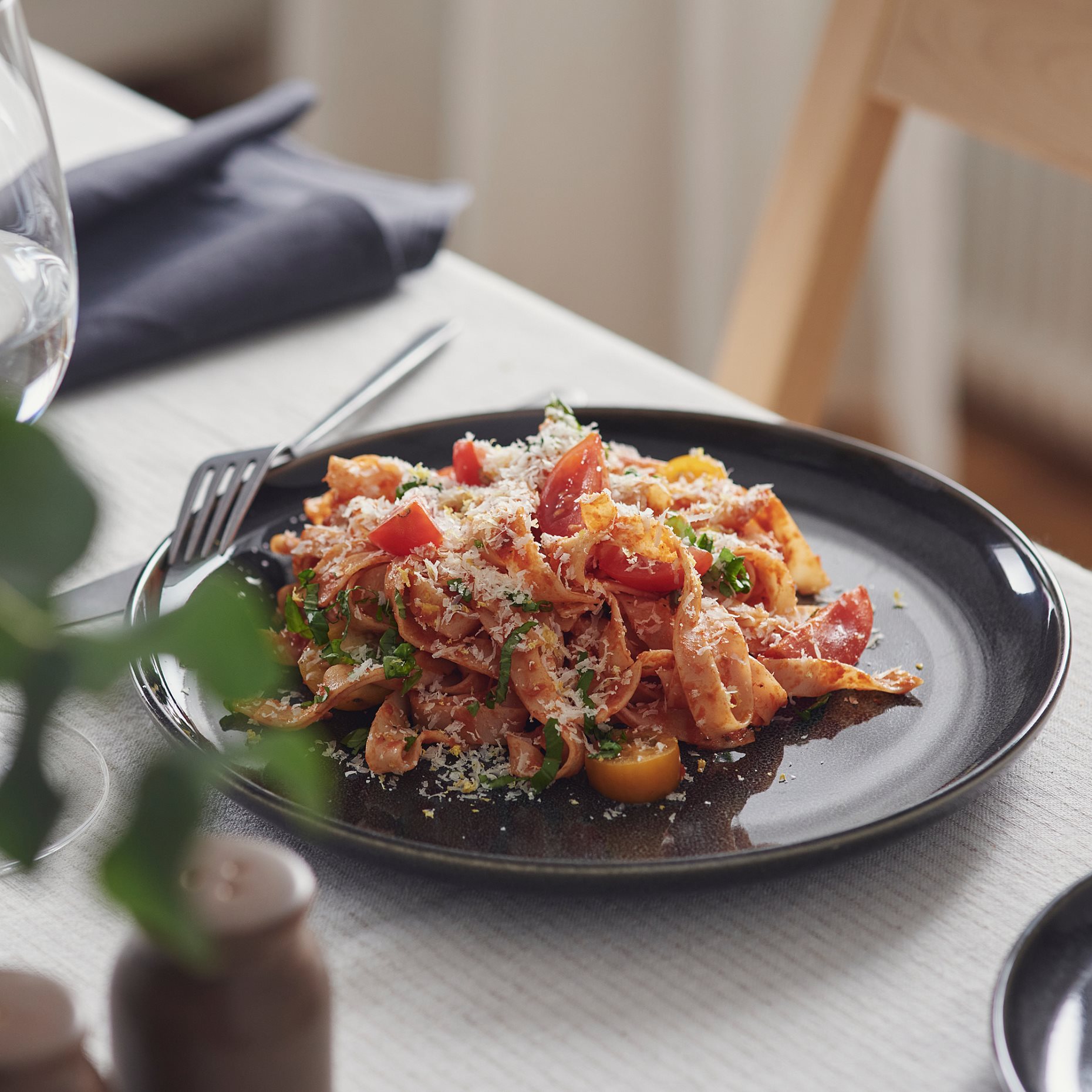 GLADELIG, plate, 25 cm, 105.970.23