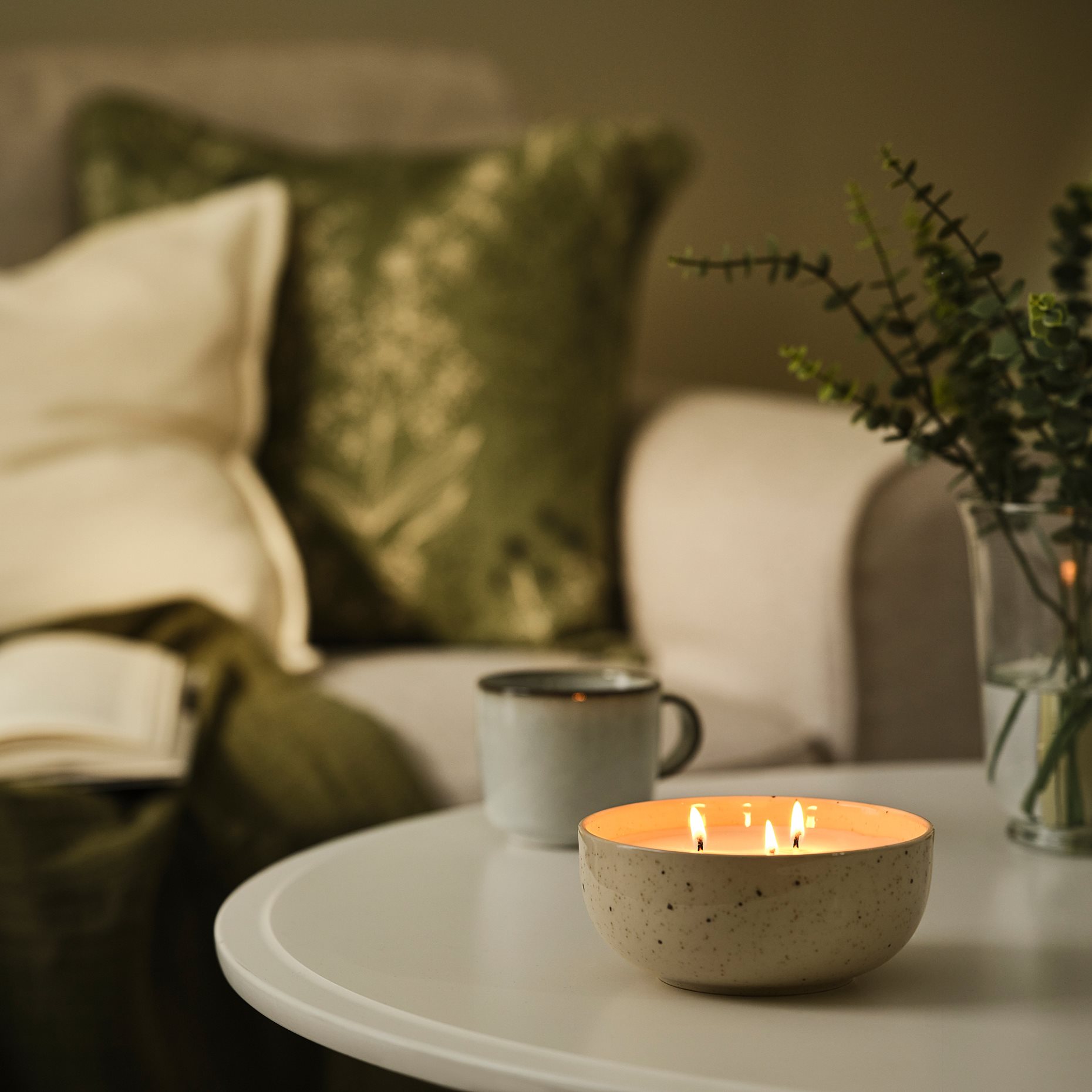 PÄRLHÖNA, scented candle in ceramic jar/Rose & carnation, 30 hr, 106.041.46