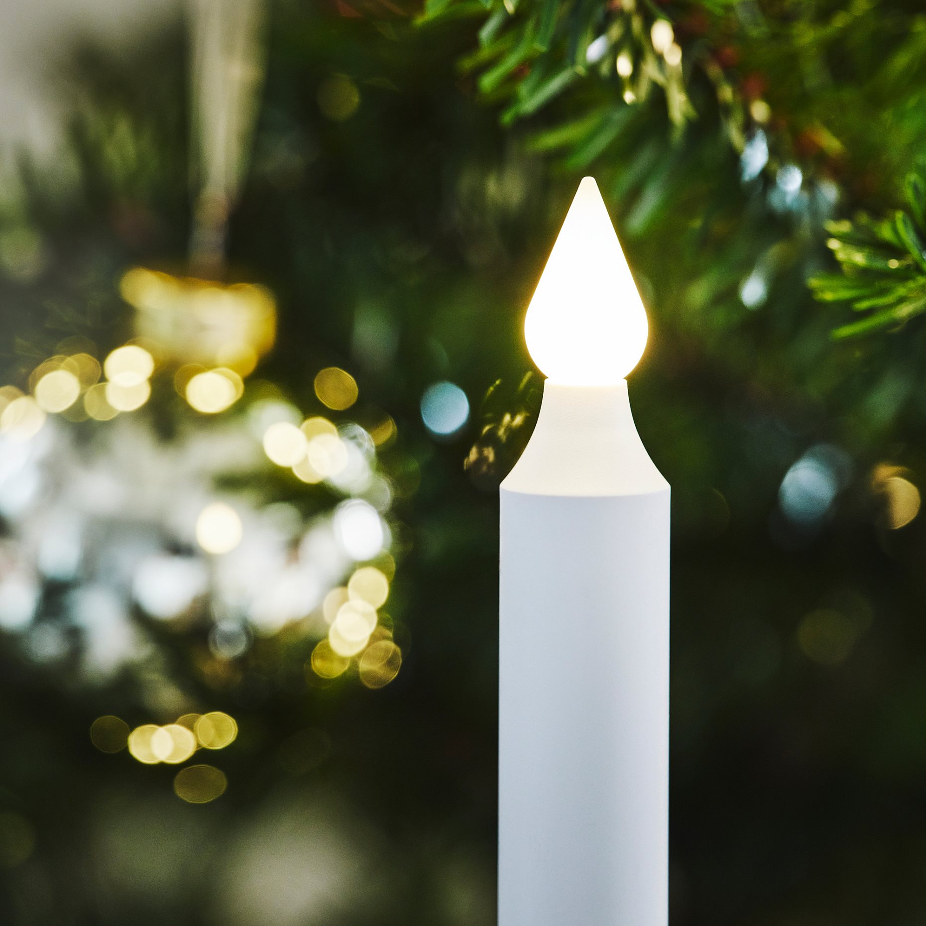 STRÅLA, clip-on candle with built-in LED light source/battery-operated, 106.335.68