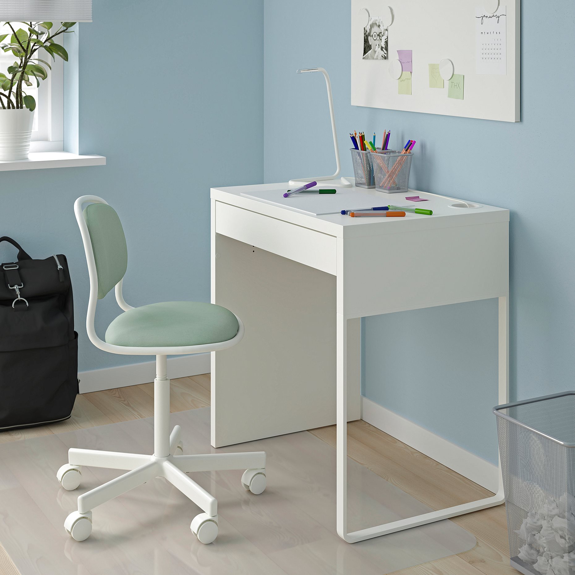 MICKE/ORFJALL, desk and chair, 195.534.54