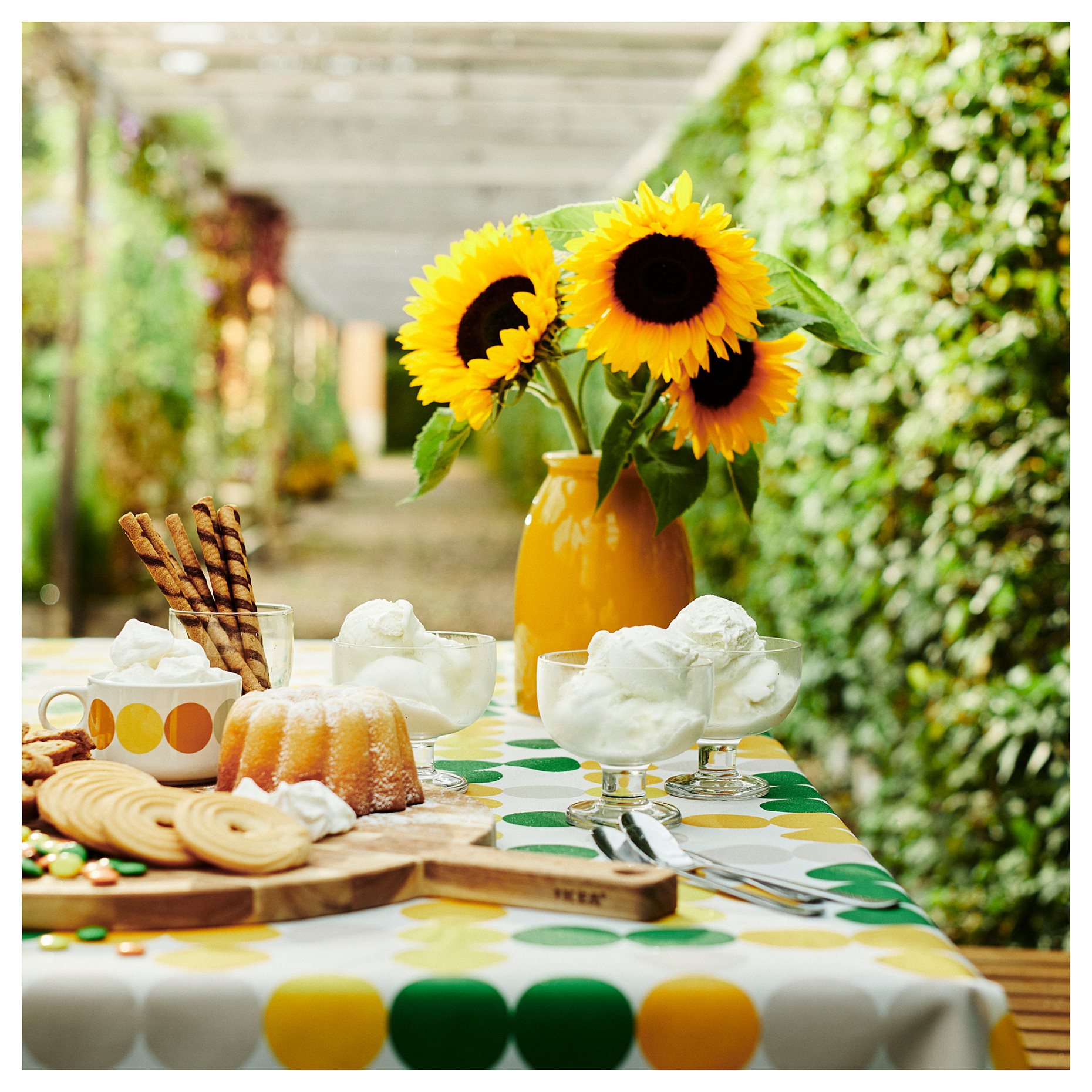 BROGGAN, τραπεζομάντηλο/καθαριζόμενο, 145x240 cm, 205.707.11