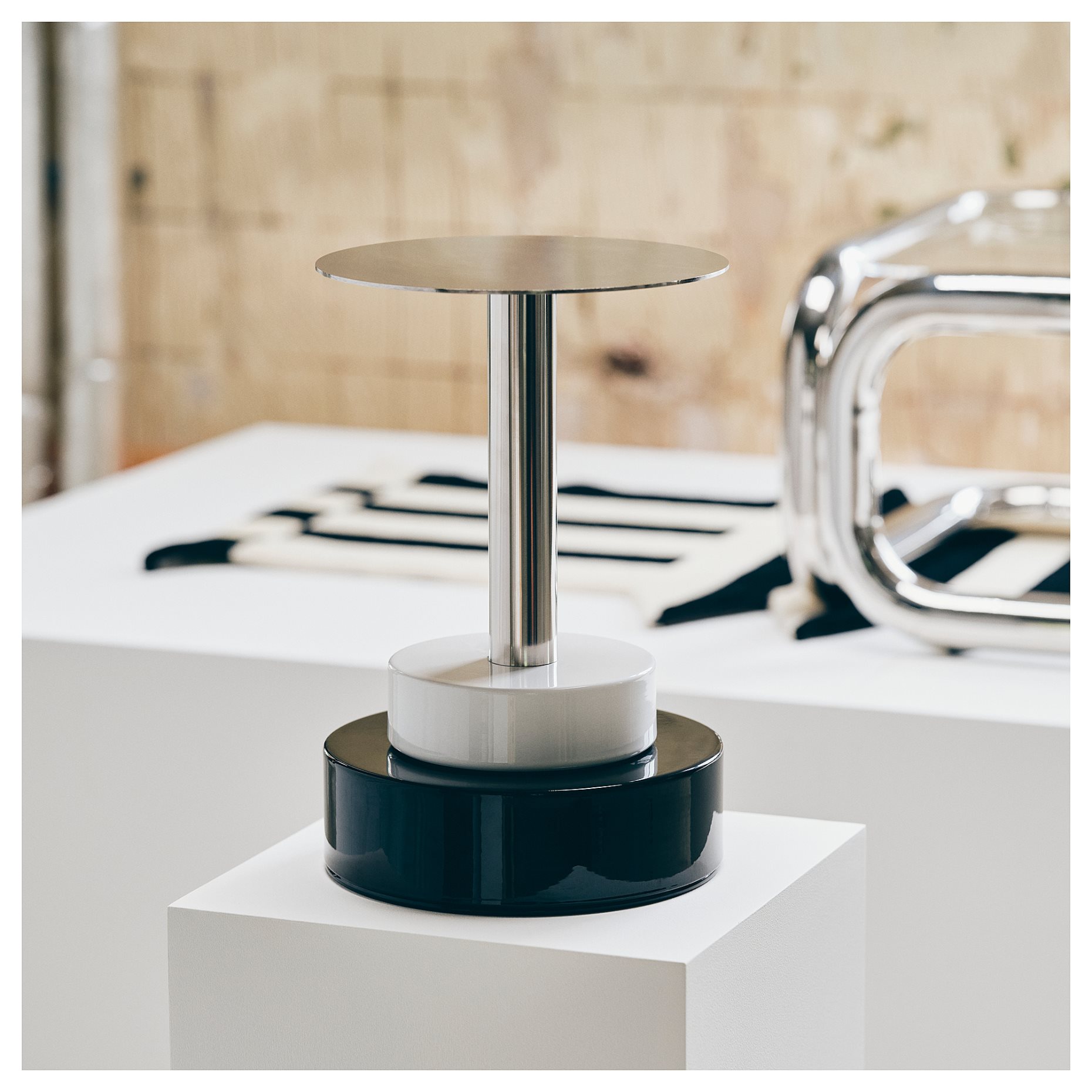 KONSTRUNDA, side table, 30 cm, 206.113.49