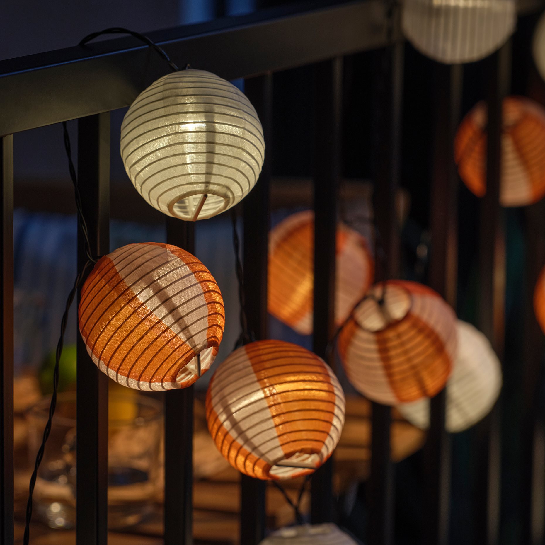 SOLVINDEN, solar-powered lighting chain with built-in LED light source/24 lights, 206.151.73