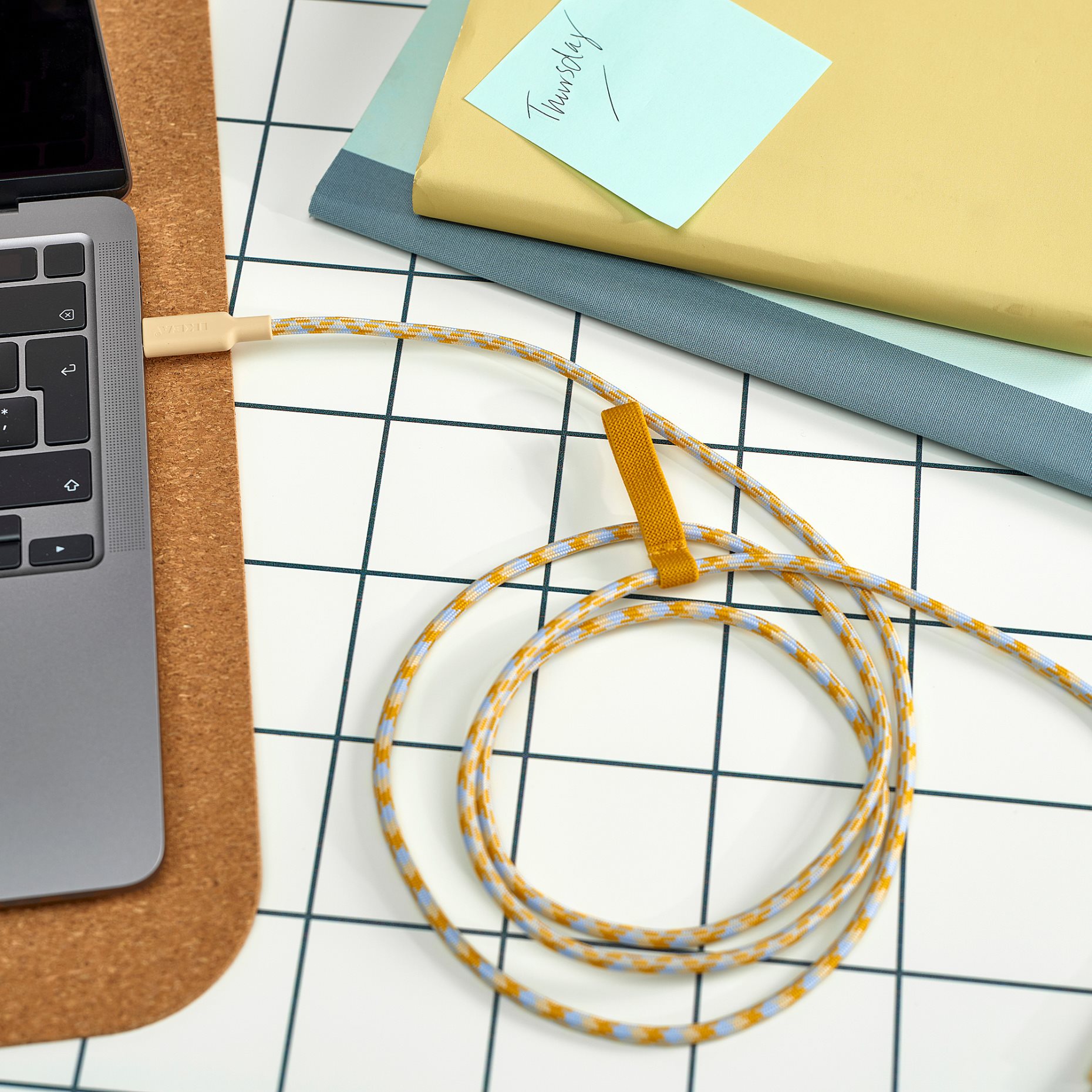 RUNDHULT, USB-C to USB-C, 1.5 m/100 W, 206.177.04