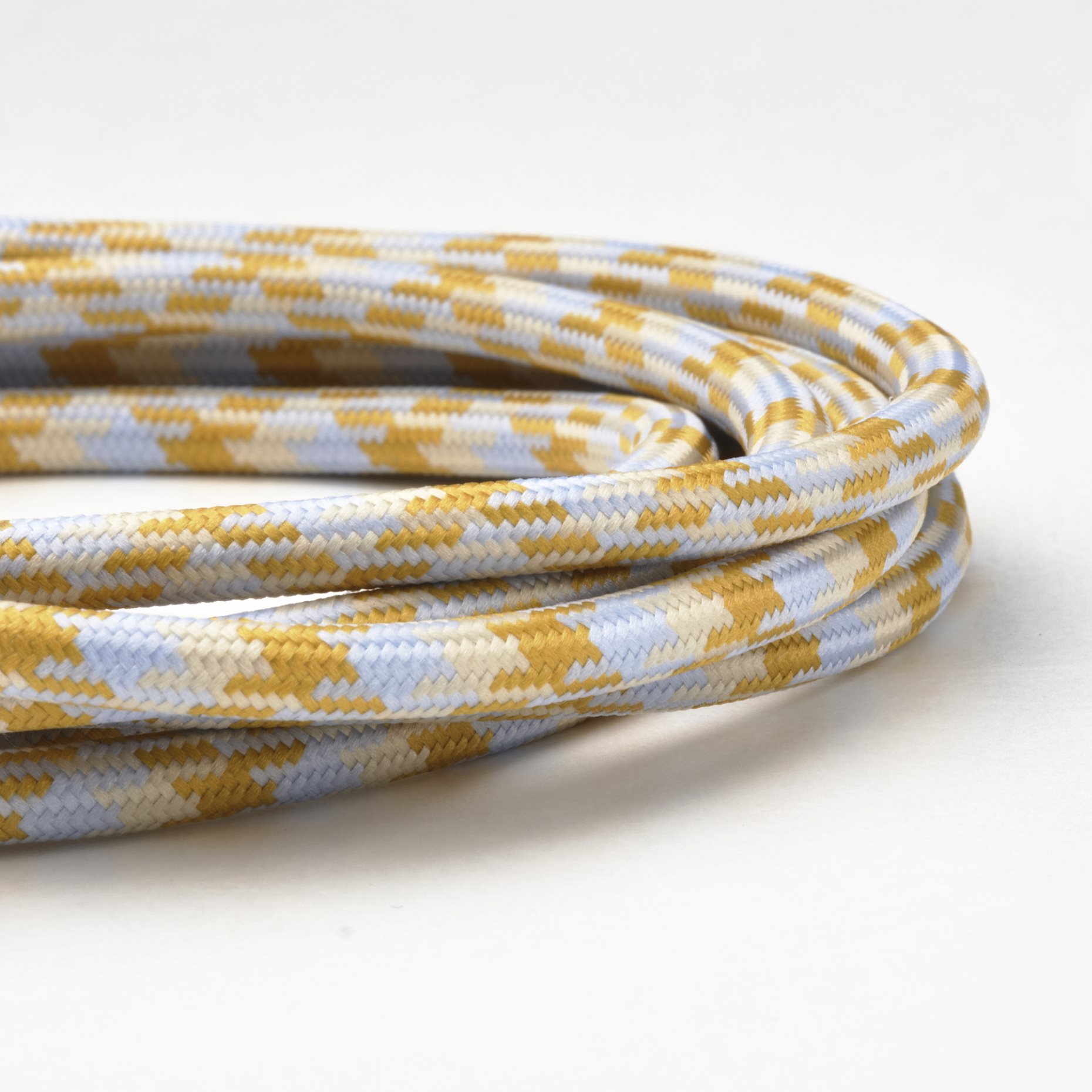 RUNDHULT, USB-C to USB-C, 1.5 m/100 W, 206.177.04