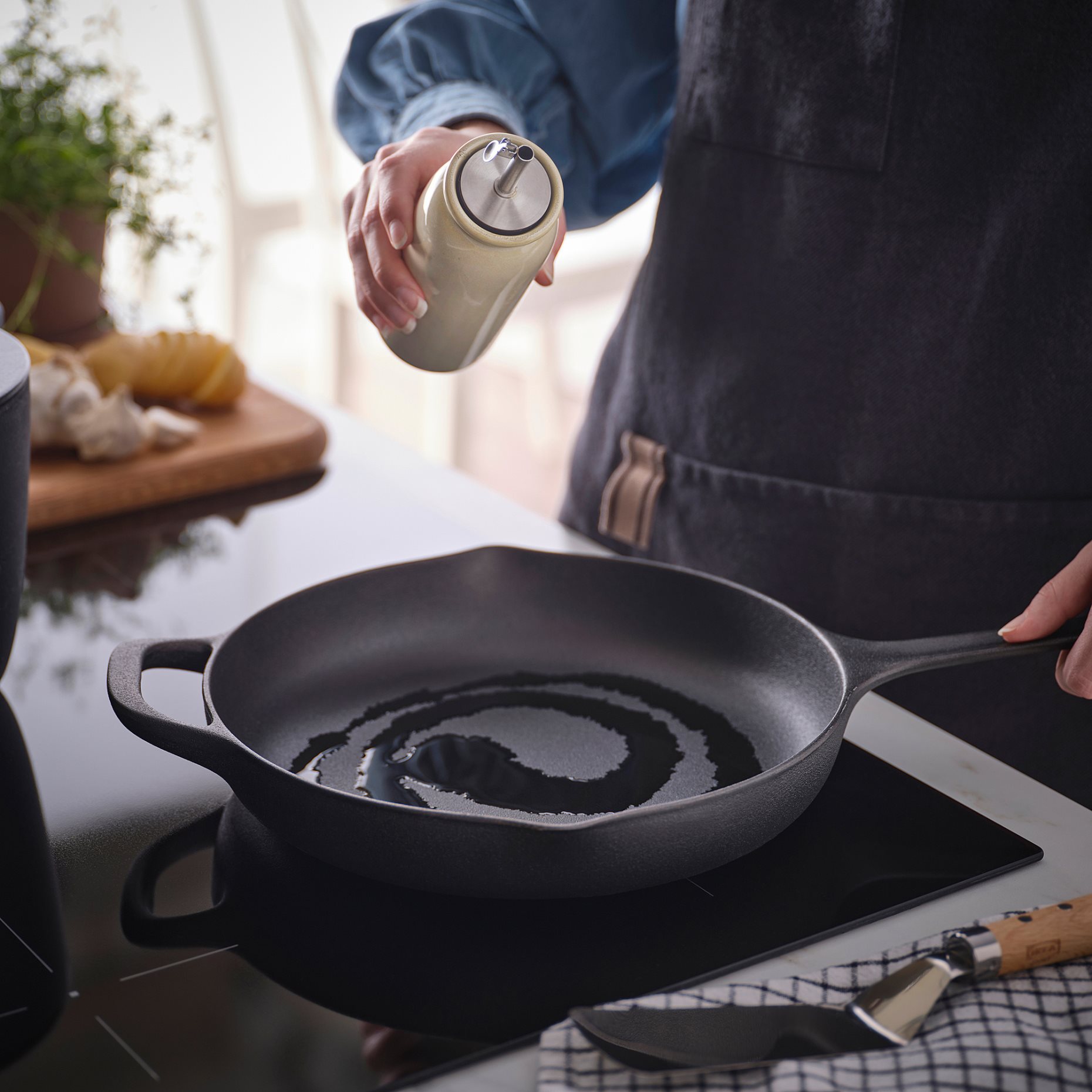 BRUGDHAJ, oil/vinegar bottle, 19 cm, 305.961.74