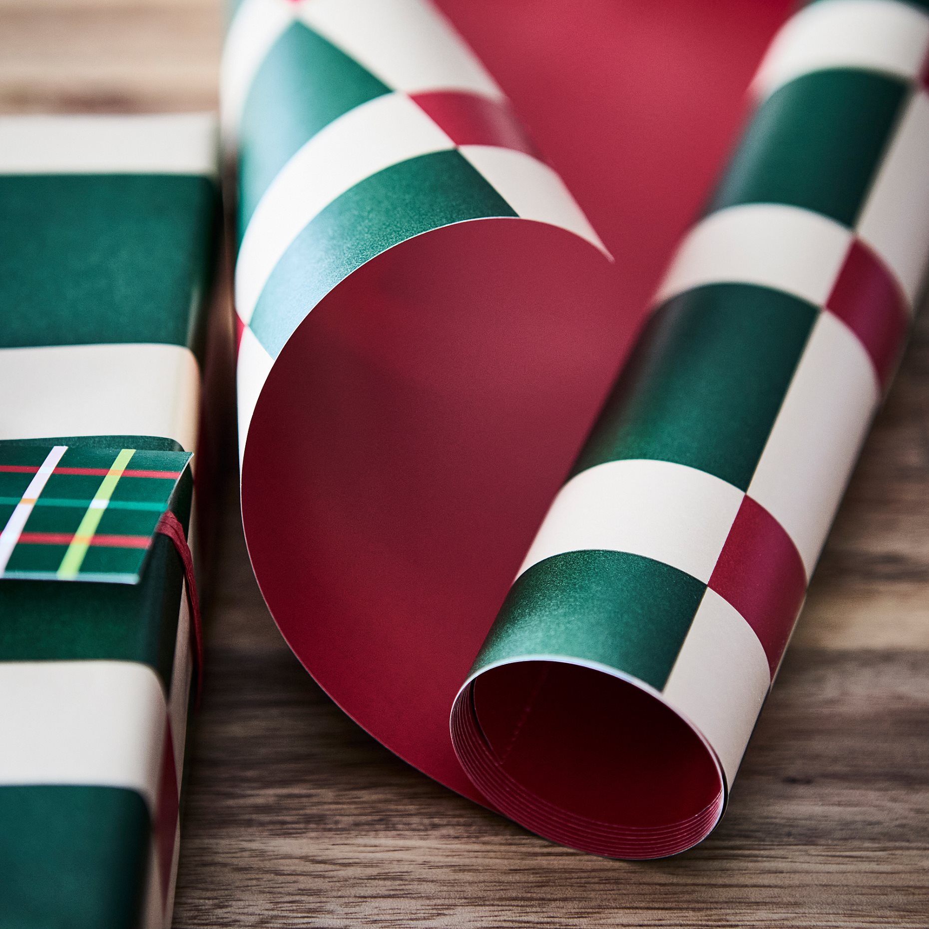 VINTERFINT, gift wrap roll, 3x0.7 m/2.10 m², 306.030.23