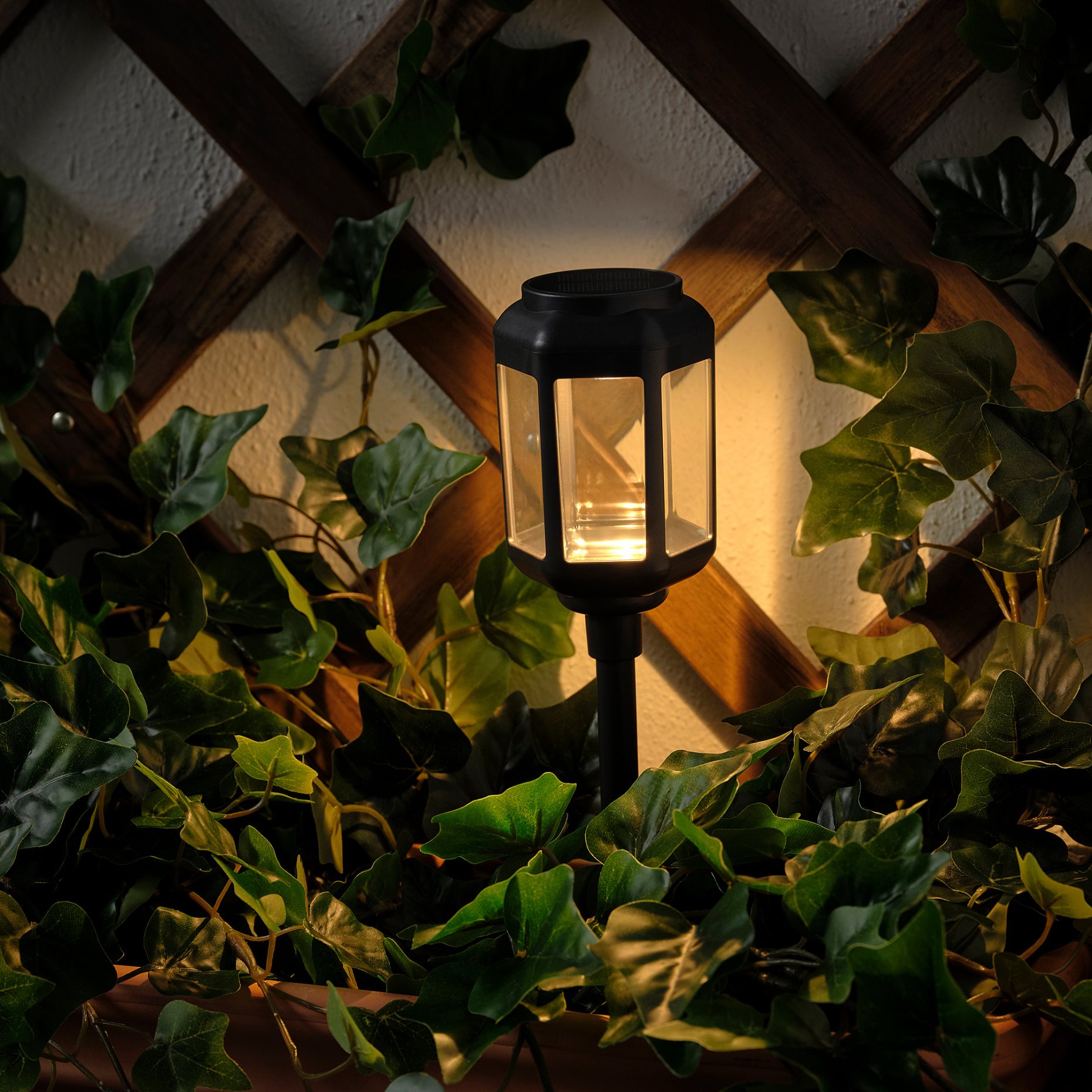 SOLVINDEN, solar-powered ground stick with built-in LED light source, 306.155.25