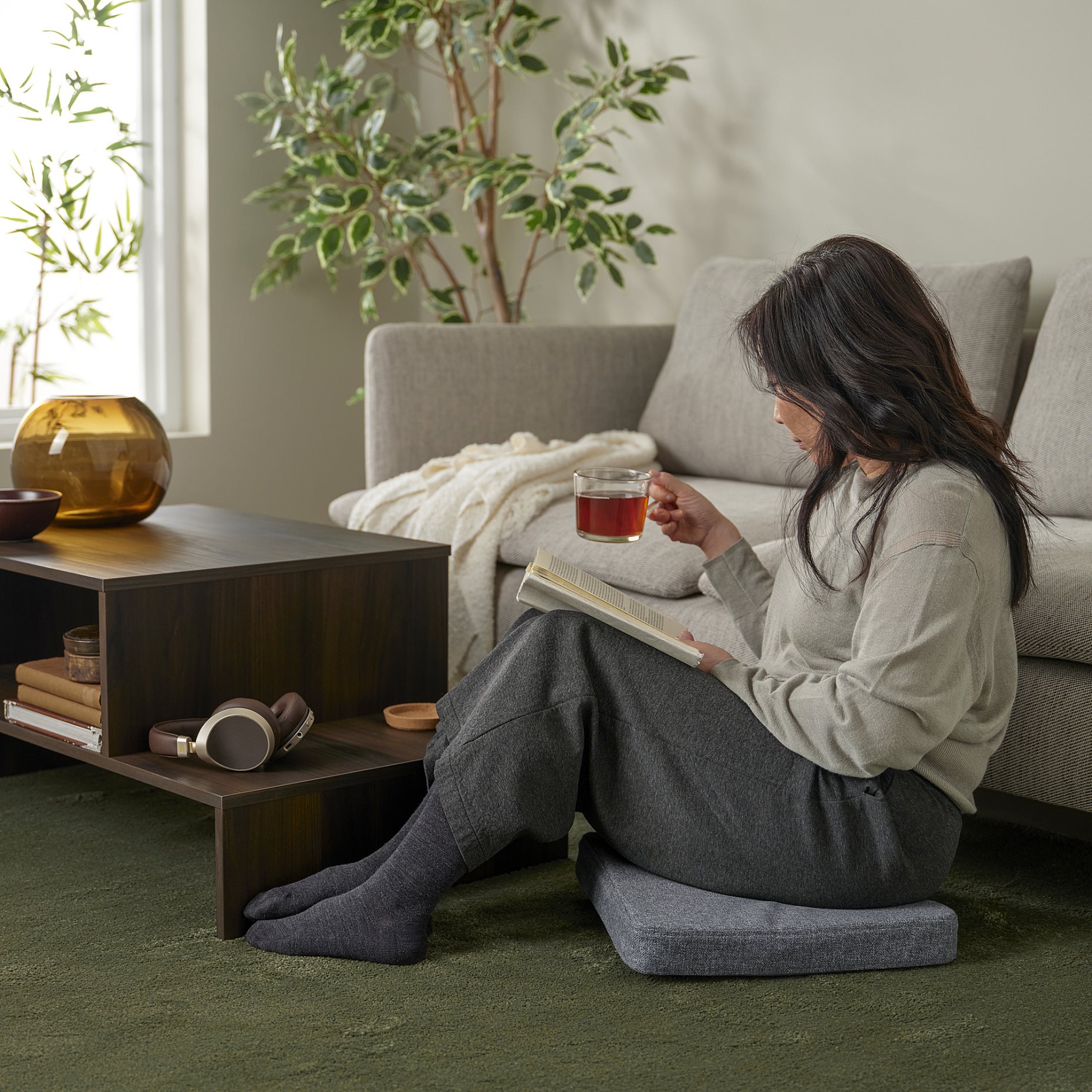 ÅKERVINDEFLY, chair cushion, 39/35x37x5 cm, 405.543.62