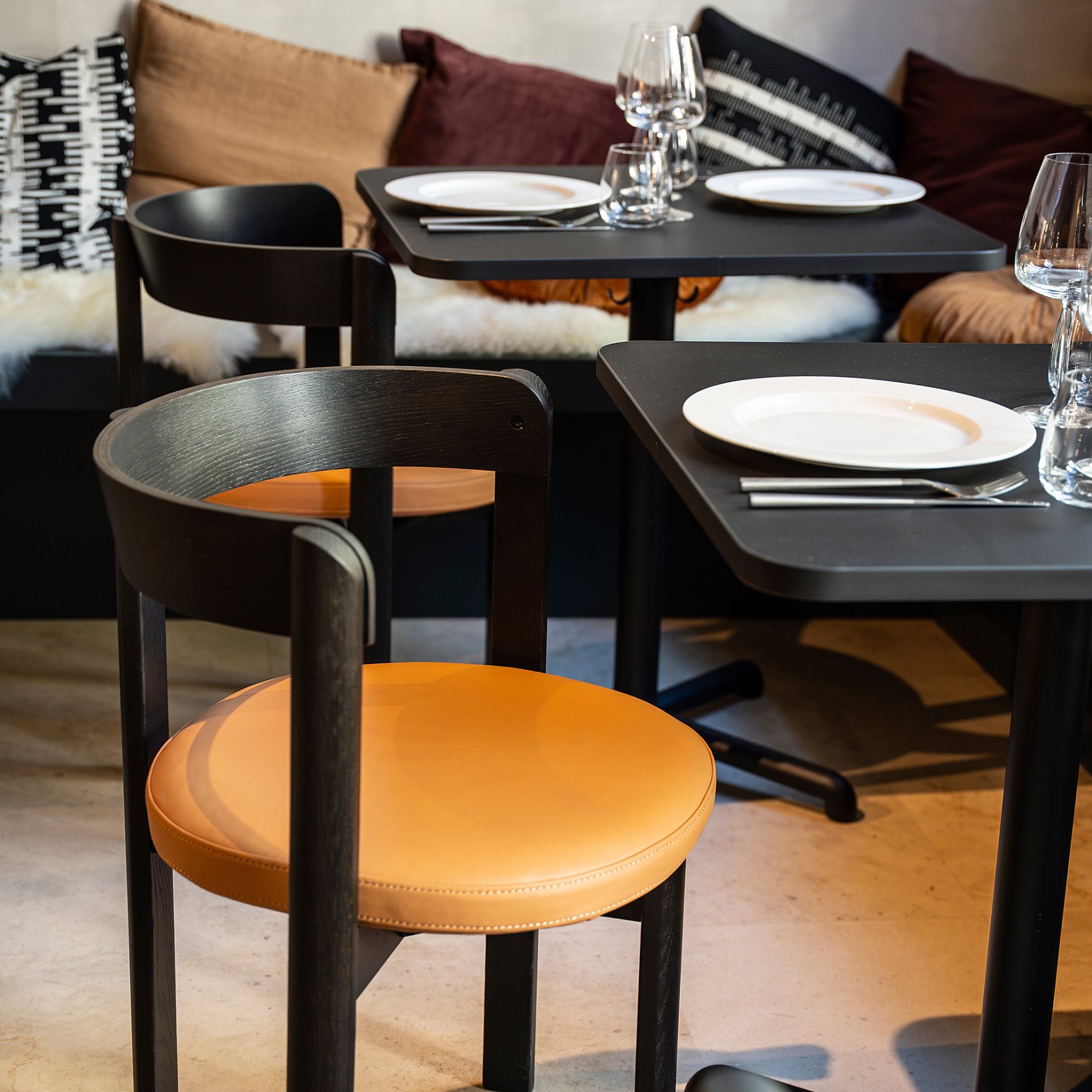 STOCKHOLM 2025, καρέκλα, 405.909.54