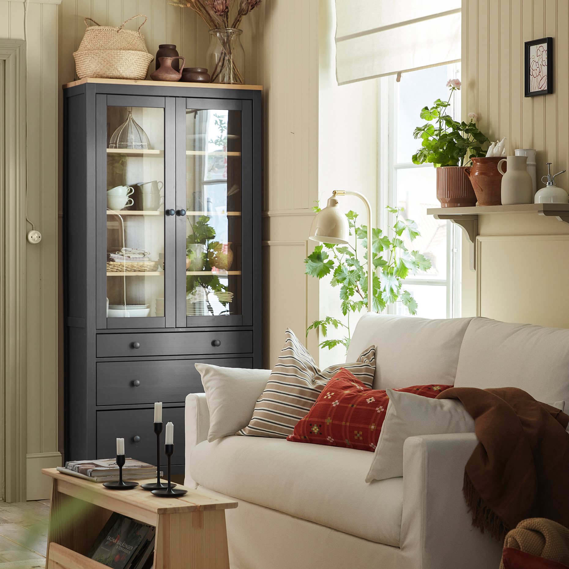 HEMNES, ντουλάπι 3 συρτάρια, γυάλινη πόρτα, 504.522.97