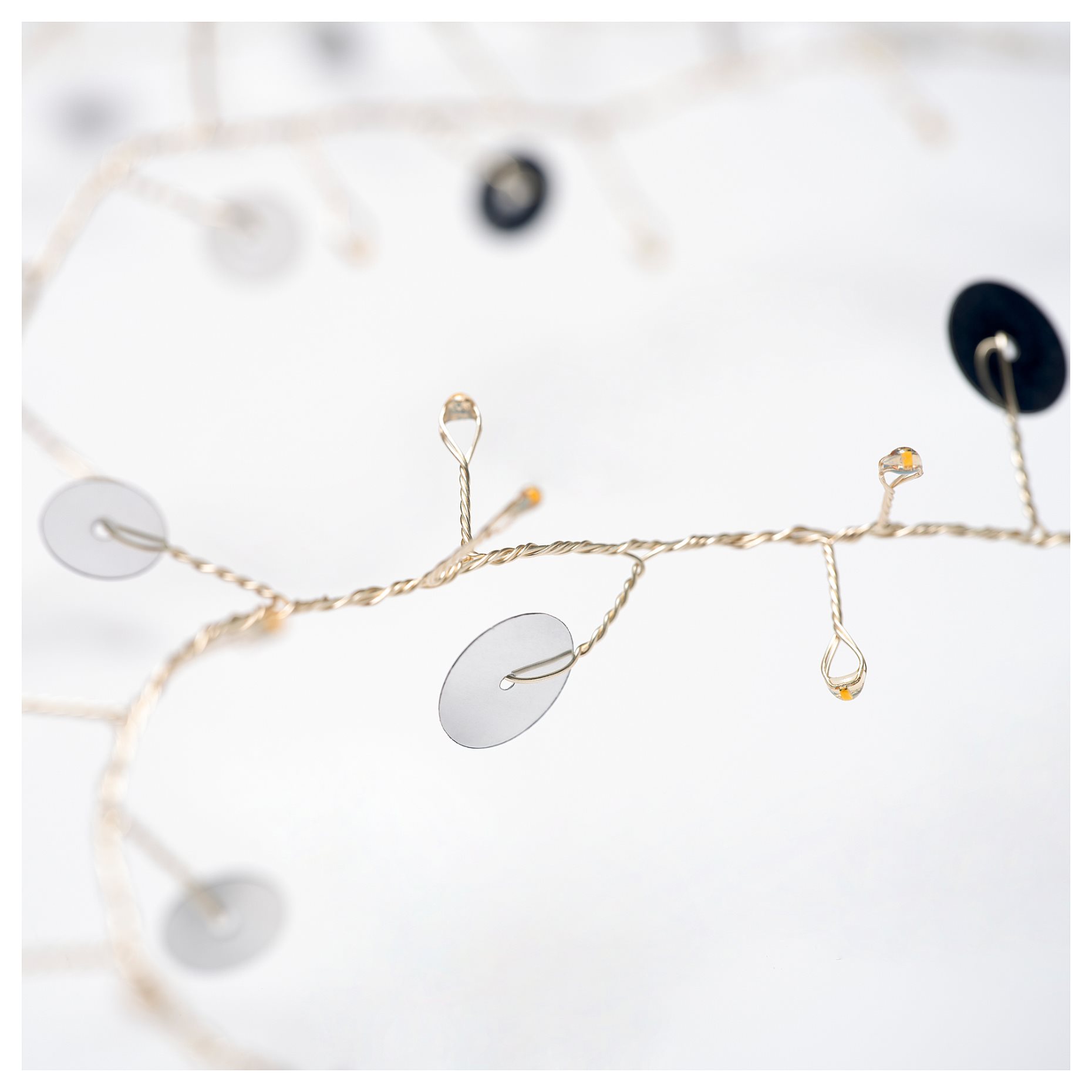 STRÅLA, lighting chain with built in LED light source/80 lights/battery-operated, dots, 505.908.21
