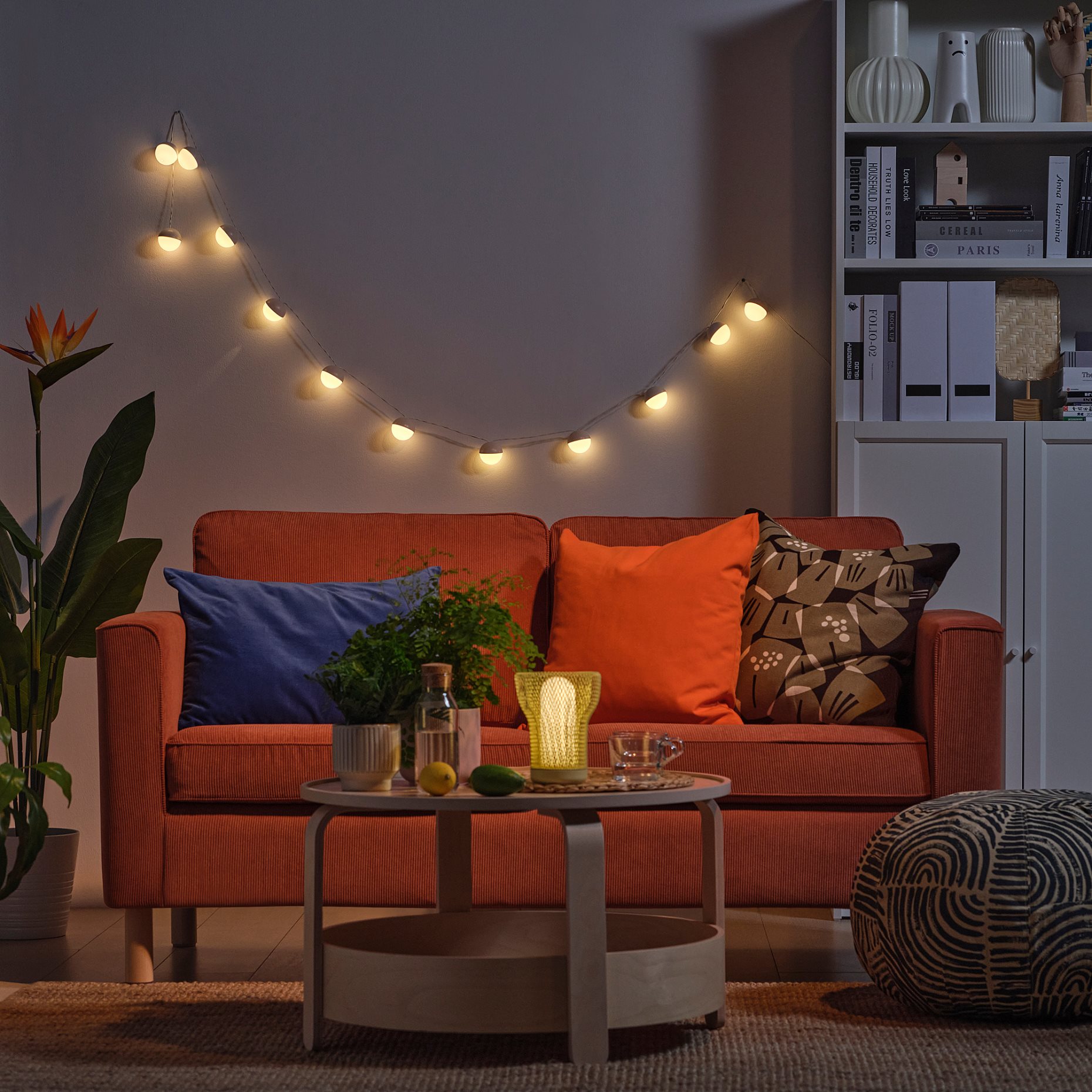 SOLVINDEN, solar-powered lighting chain with built-in LED light source/12 lights, 506.191.84