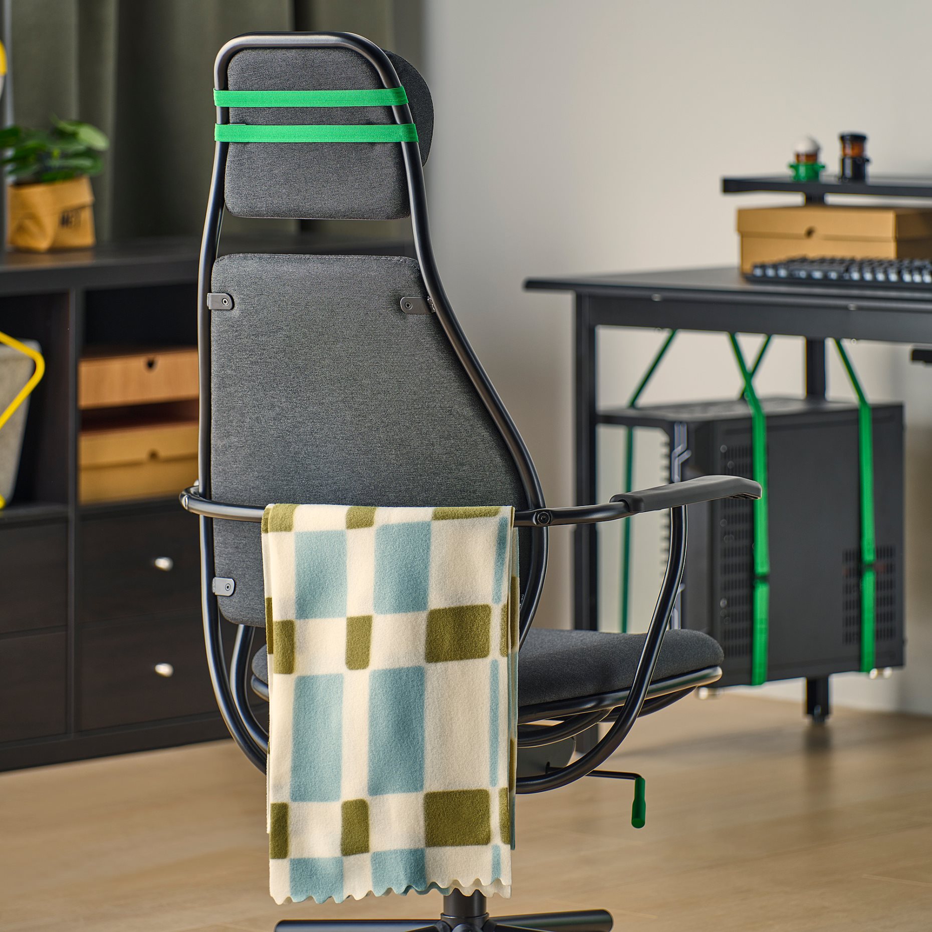 LÖPARBANA, gaming chair, 605.863.24