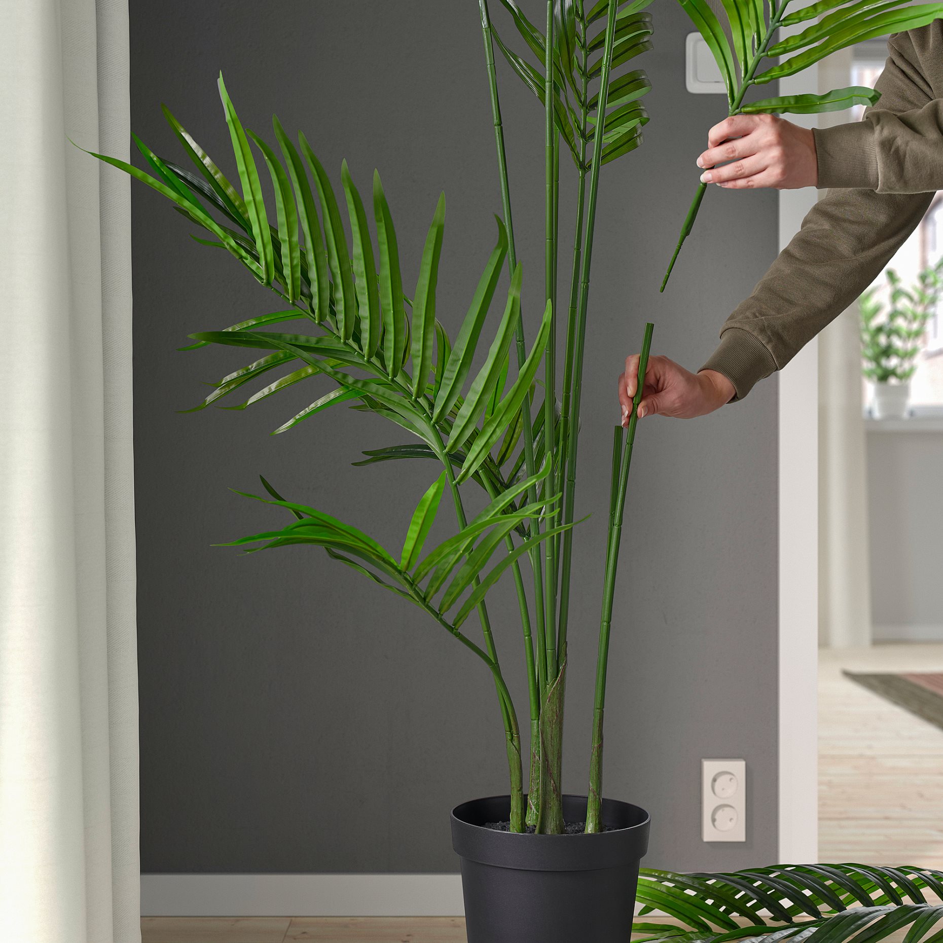 FEJKA, artificial potted plant in/outdoor/Kentia palm, 21 cm, 606.106.06