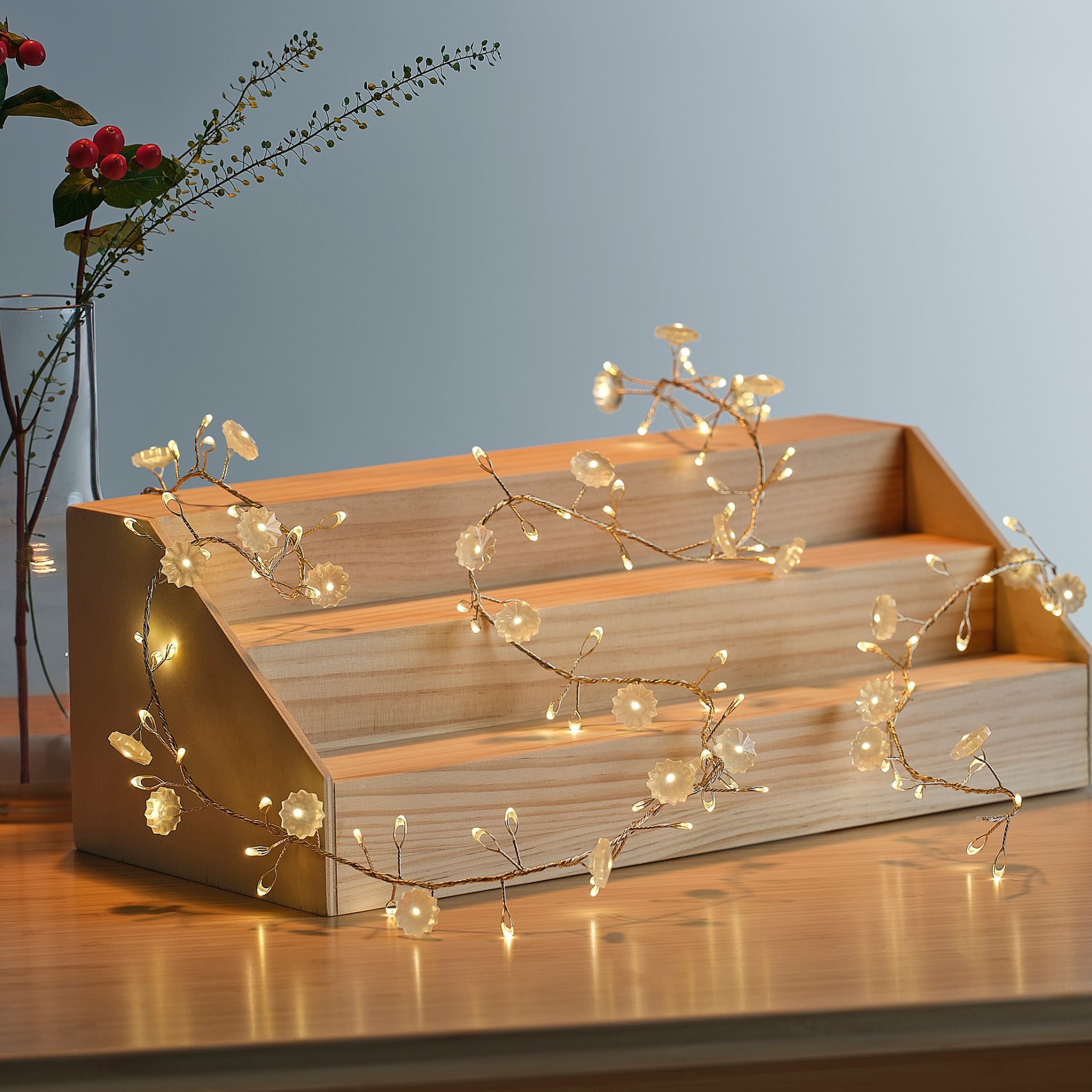 STRÅLA, lighting chain with built-in LED light source/battery-operated/flower, 606.332.26