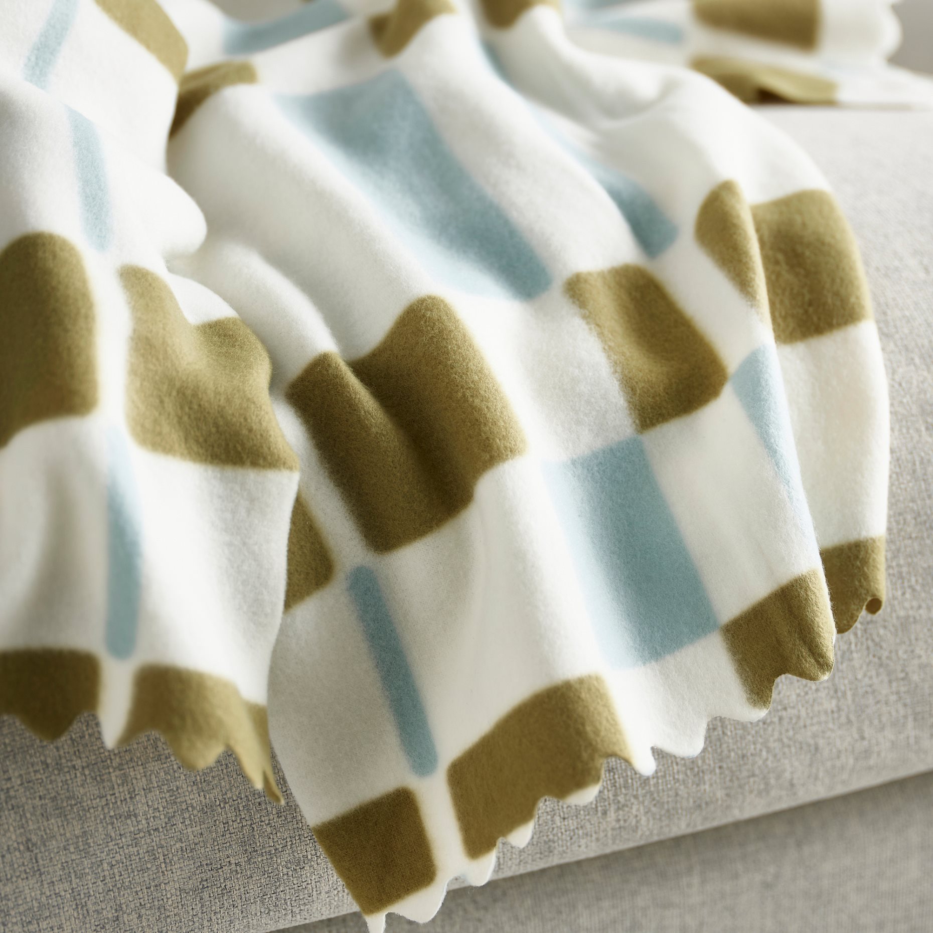 SVARTFIBBLA, throw, 120x160 cm, 705.721.71