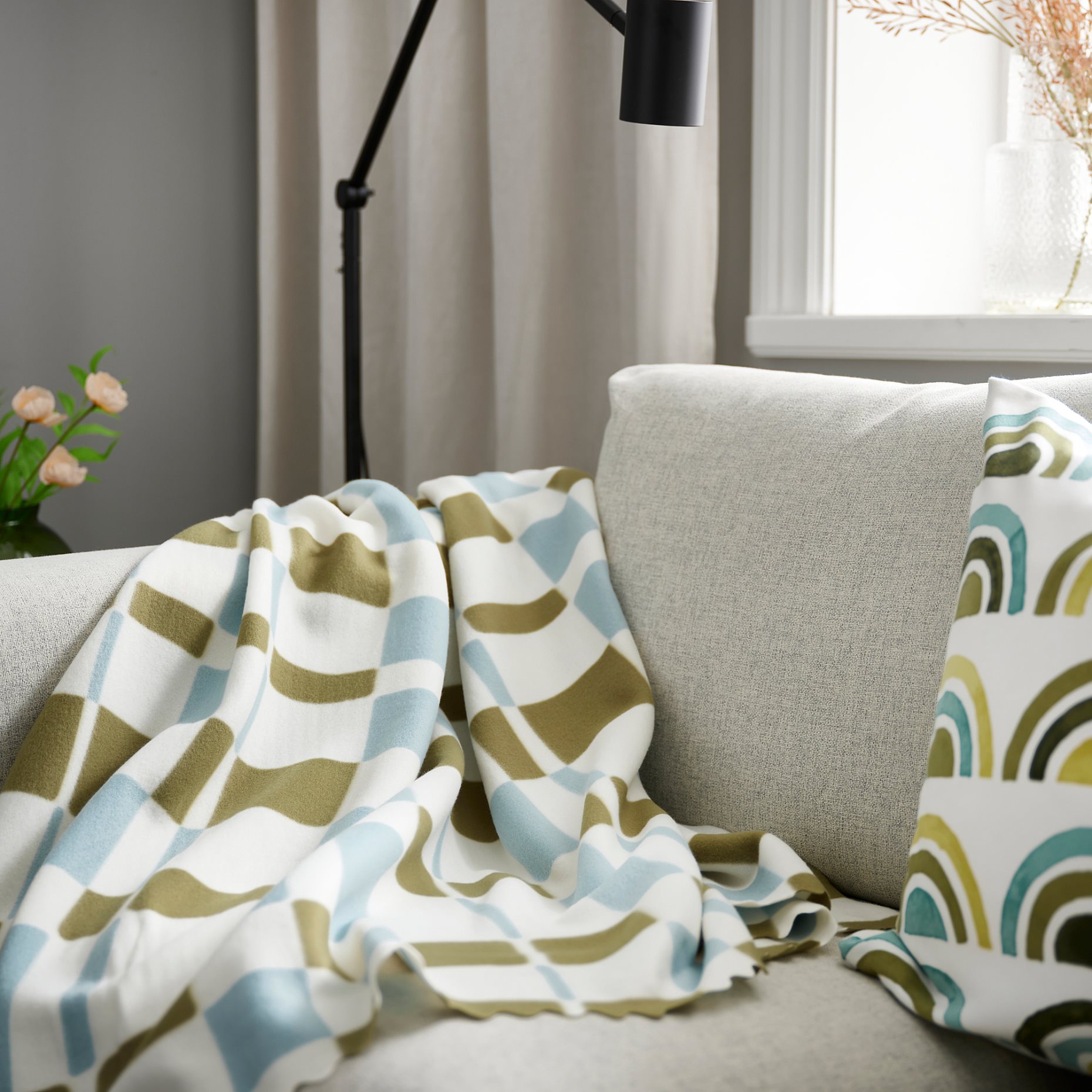 SVARTFIBBLA, throw, 120x160 cm, 705.721.71