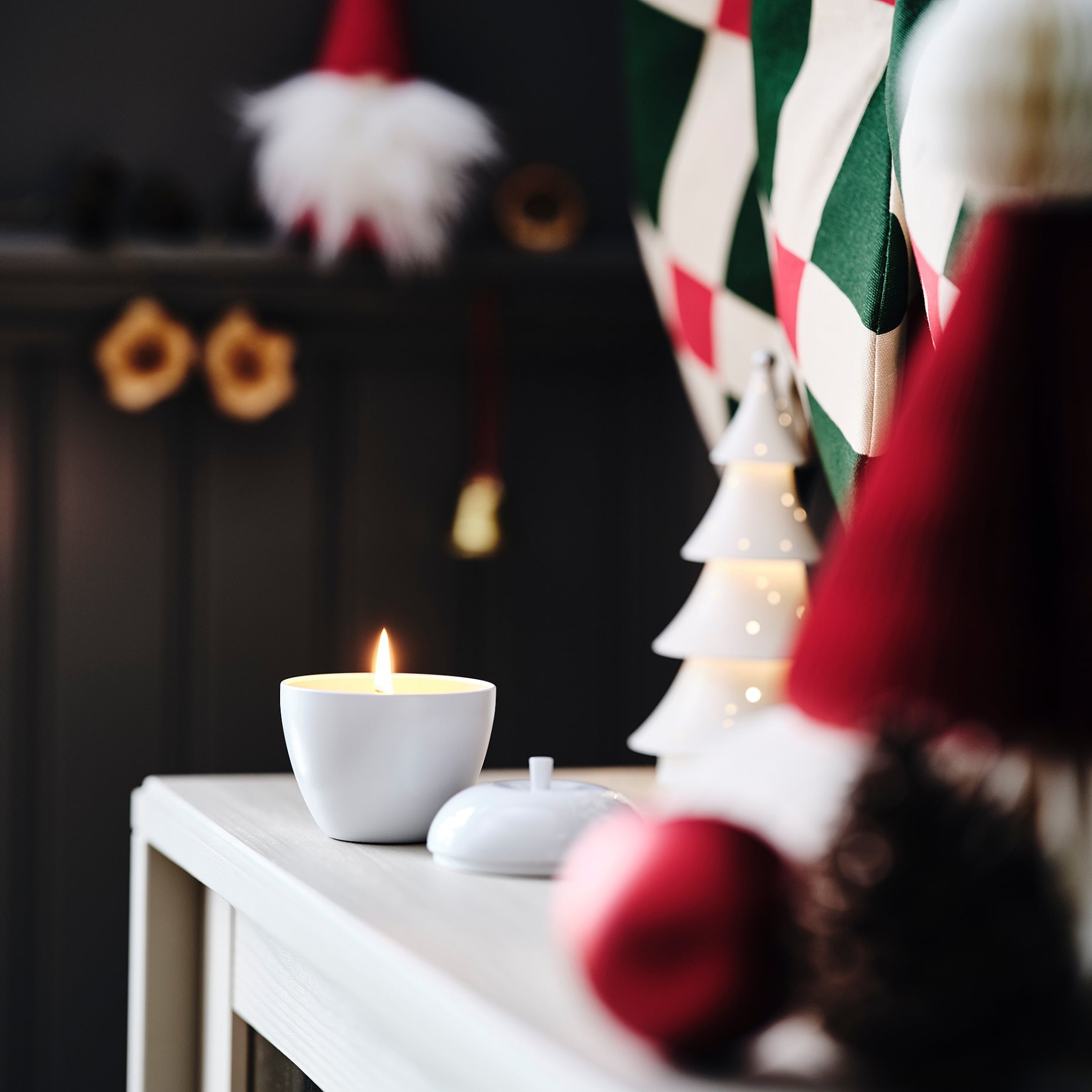 VINTERFINT, αρωματικό κερί σε μεταλλικό κουτί/βανίλια, 24 ώρες, 706.011.21