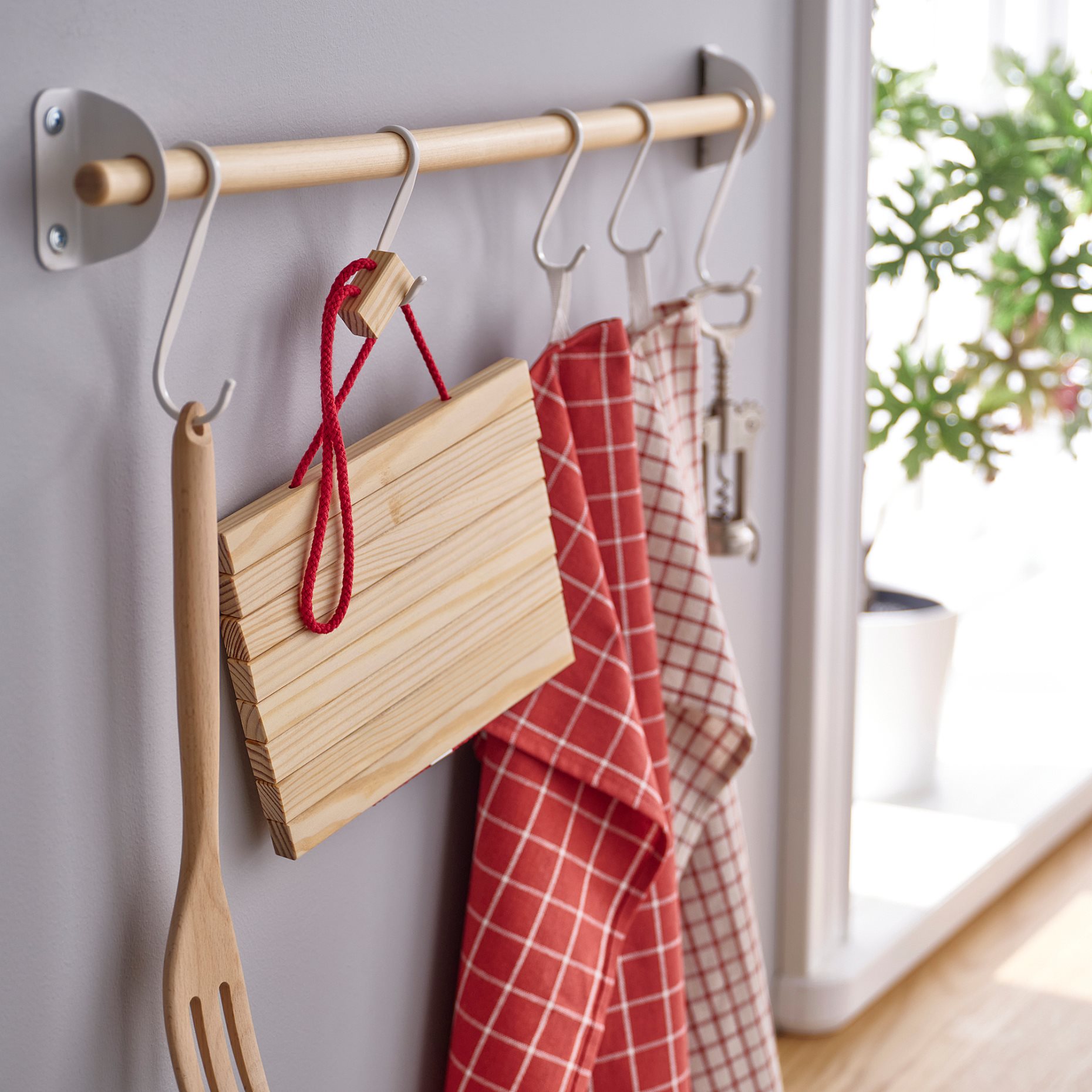 HALVNÄBB, extendable pot stand, 16-32x20 cm, 706.021.73