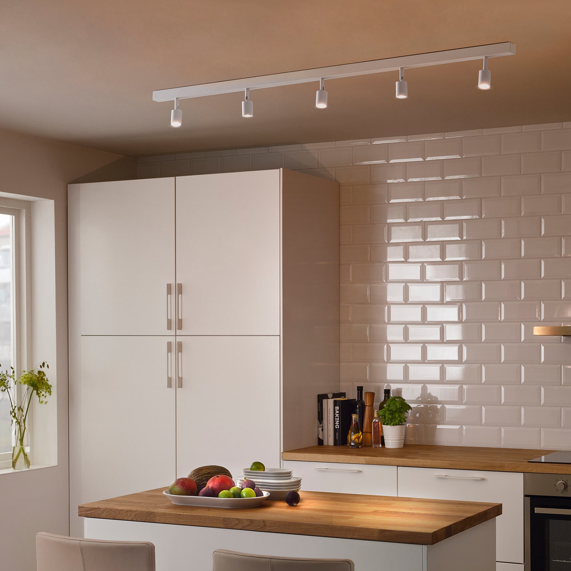 BÄVE, ceiling track with built-in LED light source, 5-spots, 805.272.39