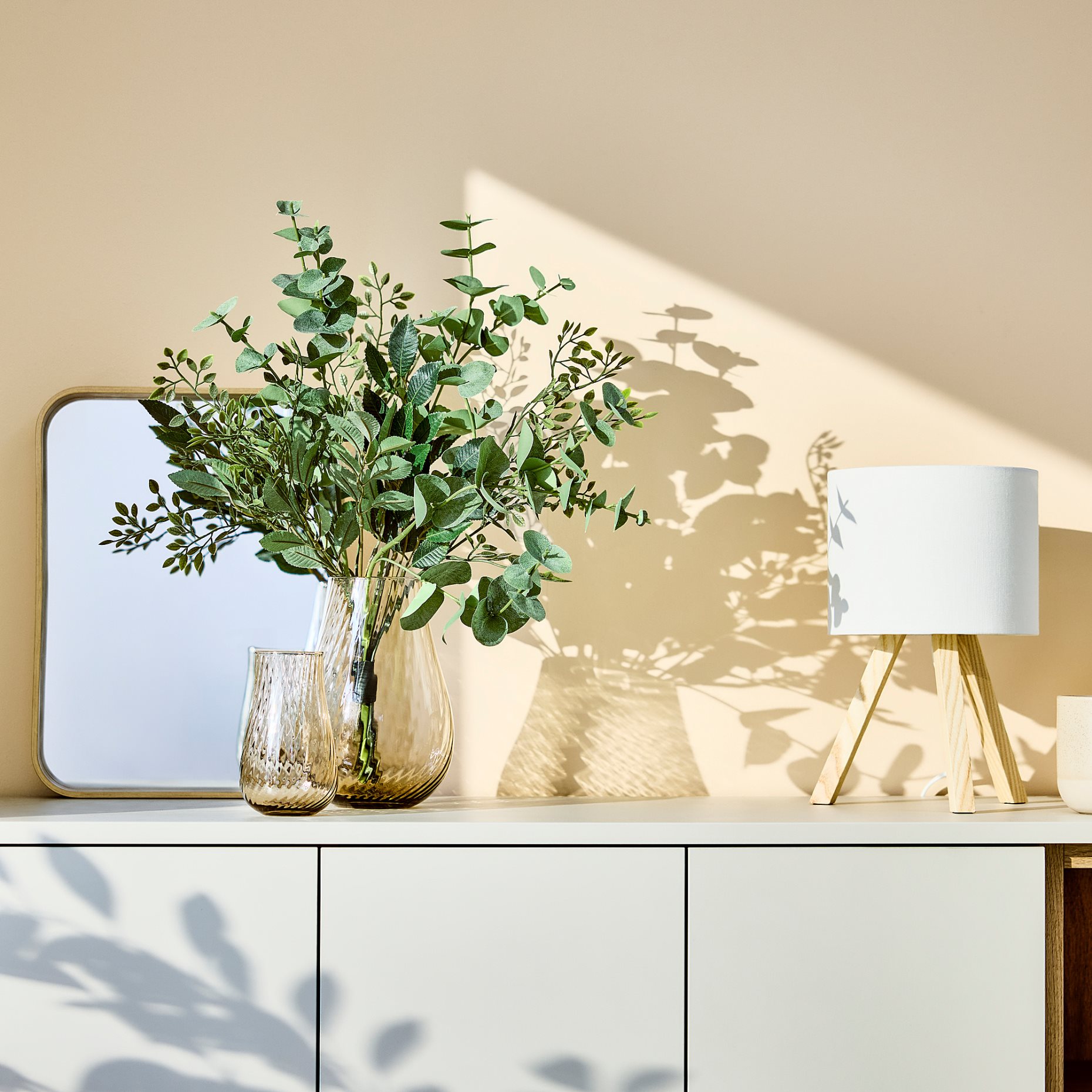 SMYCKA, τεχνητή ανθοδέσμη εσωτ./εξωτ. χώρου/ευκάλυπτος, 60 cm, 806.062.60