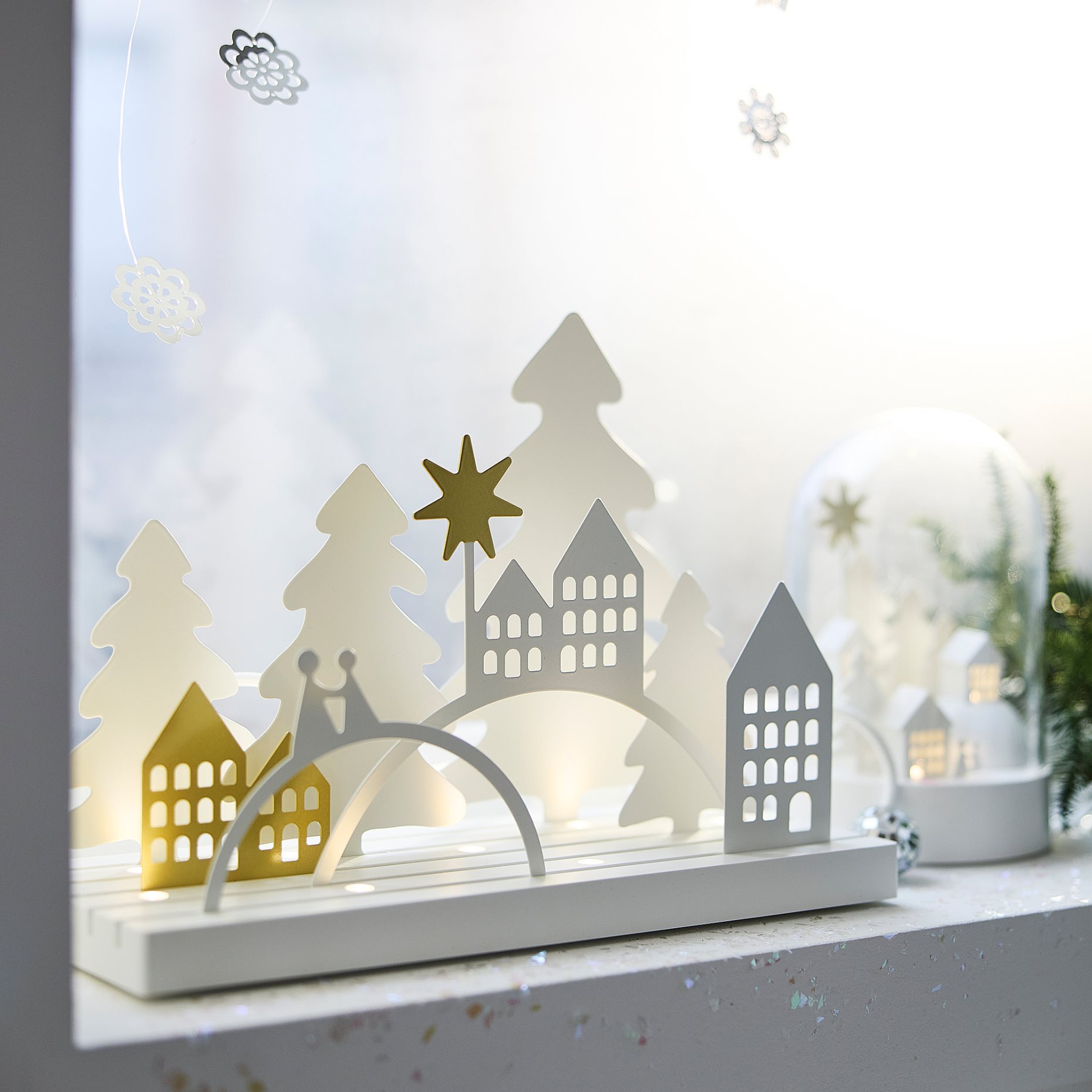 STRÅLA, table decoration with built-in LED light source/landscape/village, 806.334.52