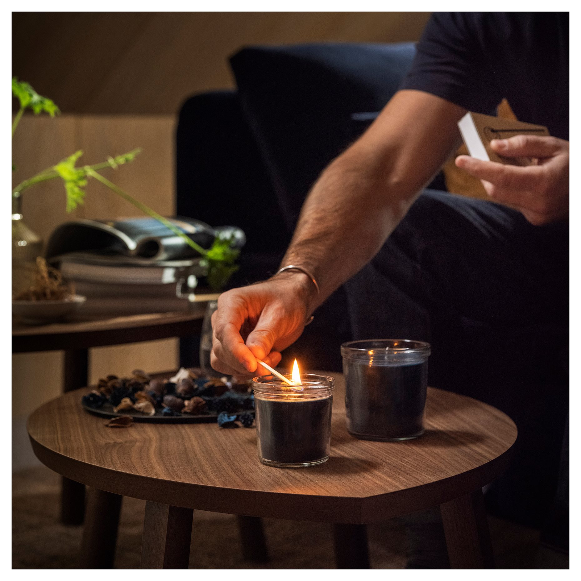 FRUKTSKOG, scented candle in glass/Vetiver & geranium, 40 hr, 905.558.30