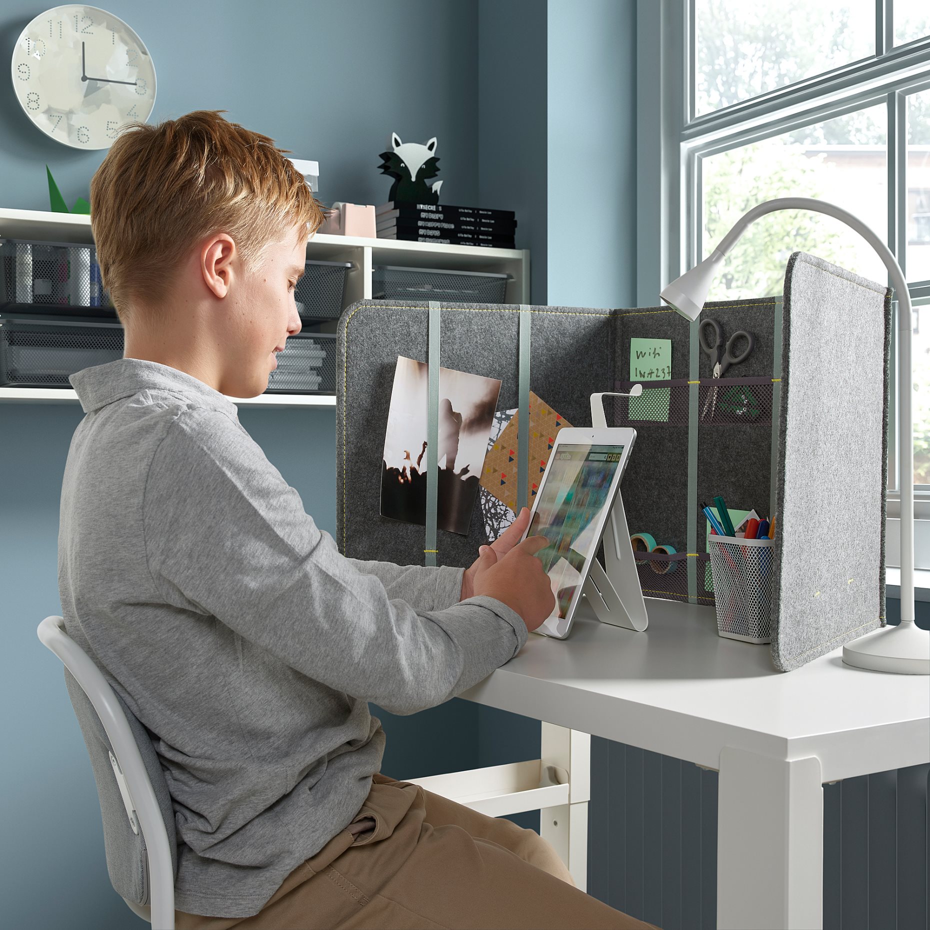 ÖVNING, desk divider with compartments, 005.520.15