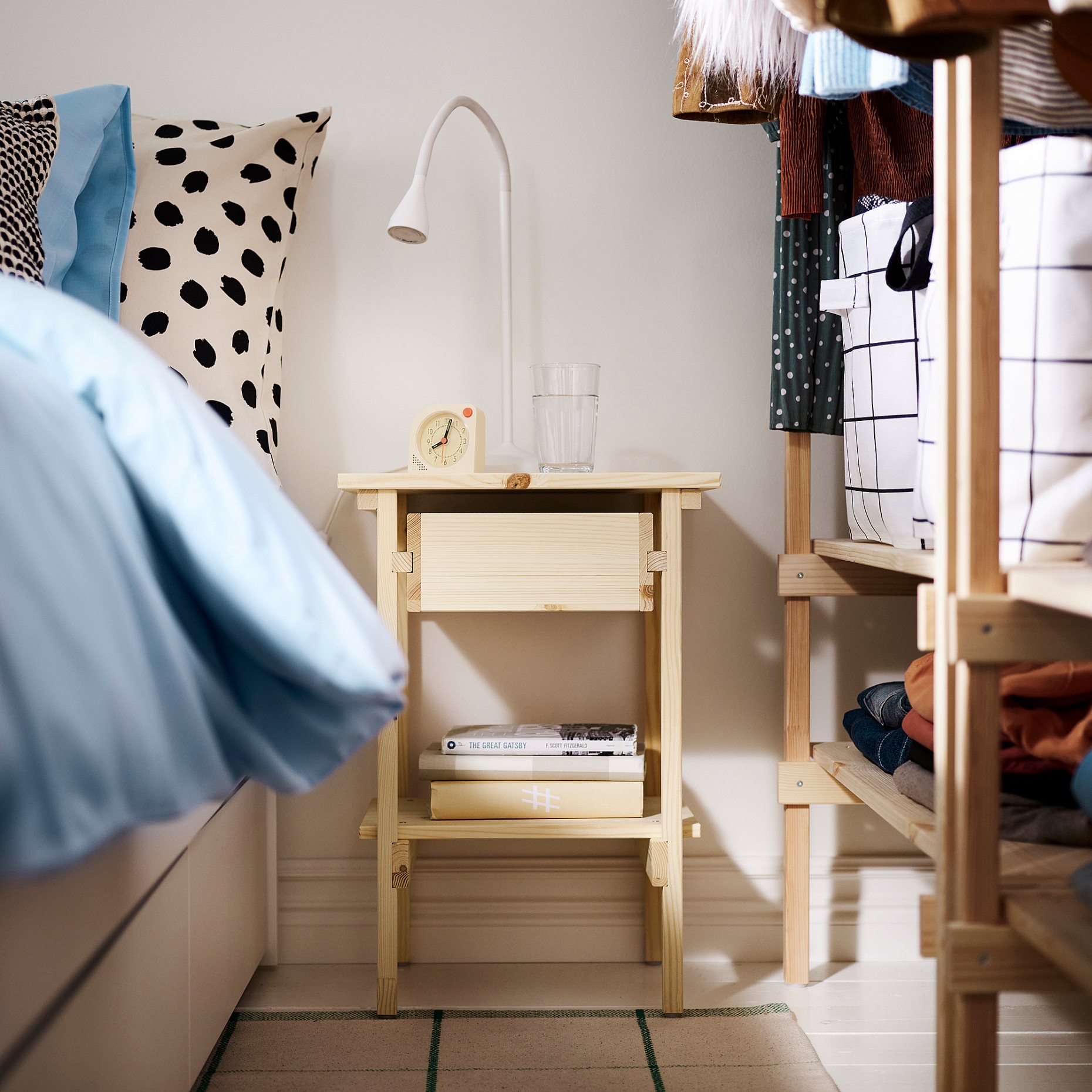 KRONÖREN, bedside table, 32x39x55 cm, 006.108.07
