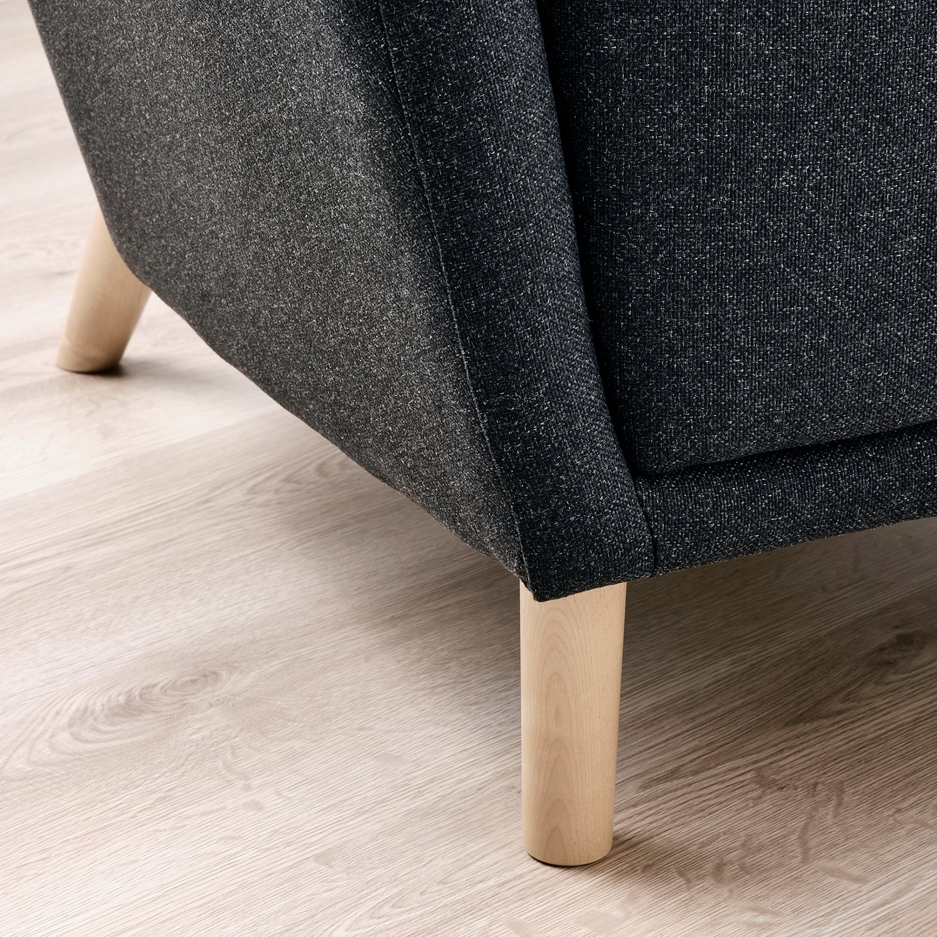 OSKARSHAMN, wing chair with footstool, 094.853.33