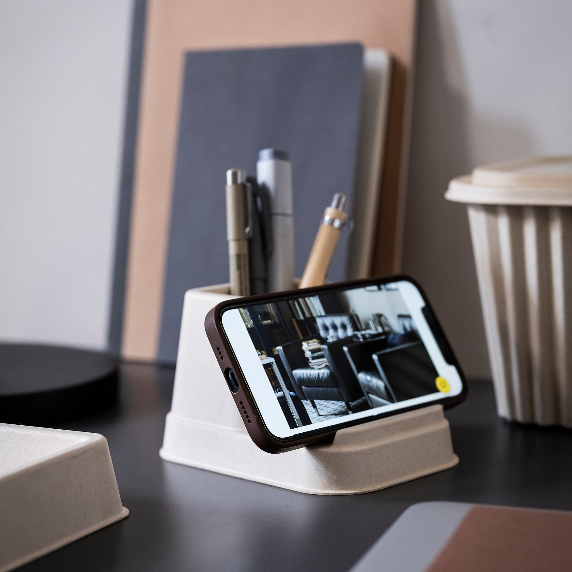 HONSNAT, holder for mobile phone, 105.648.95