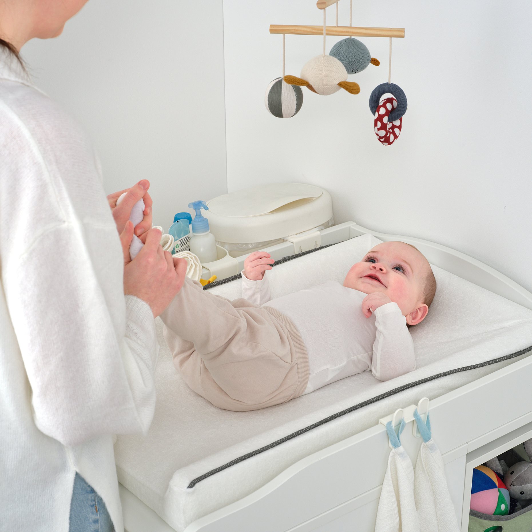 SMÅGÖRA, changing table/bookshelf with 2 shelf units, 195.975.23