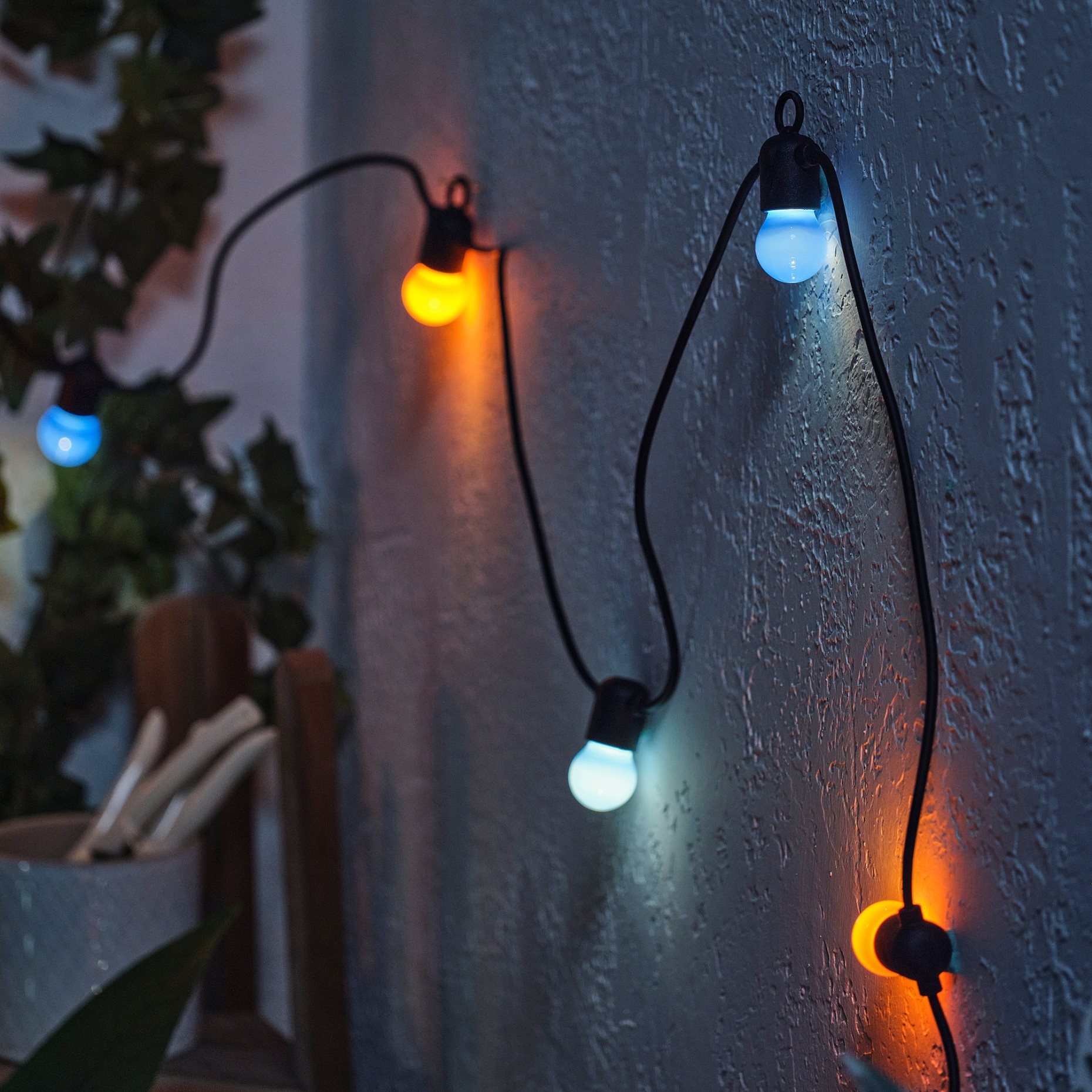 SOLVINDEN, chain with built in LED light source/12 bulbs/battery-operated/outdoor, 205.931.85