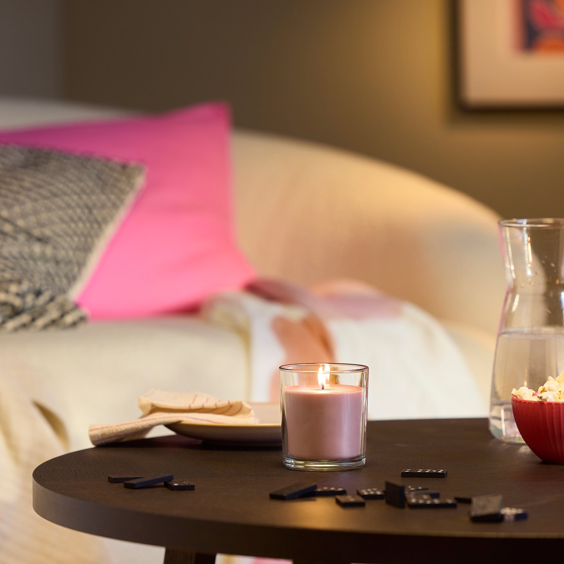 LOTSFÅGEL, scented candle in glass/Red berries, 40 hr, 206.083.80