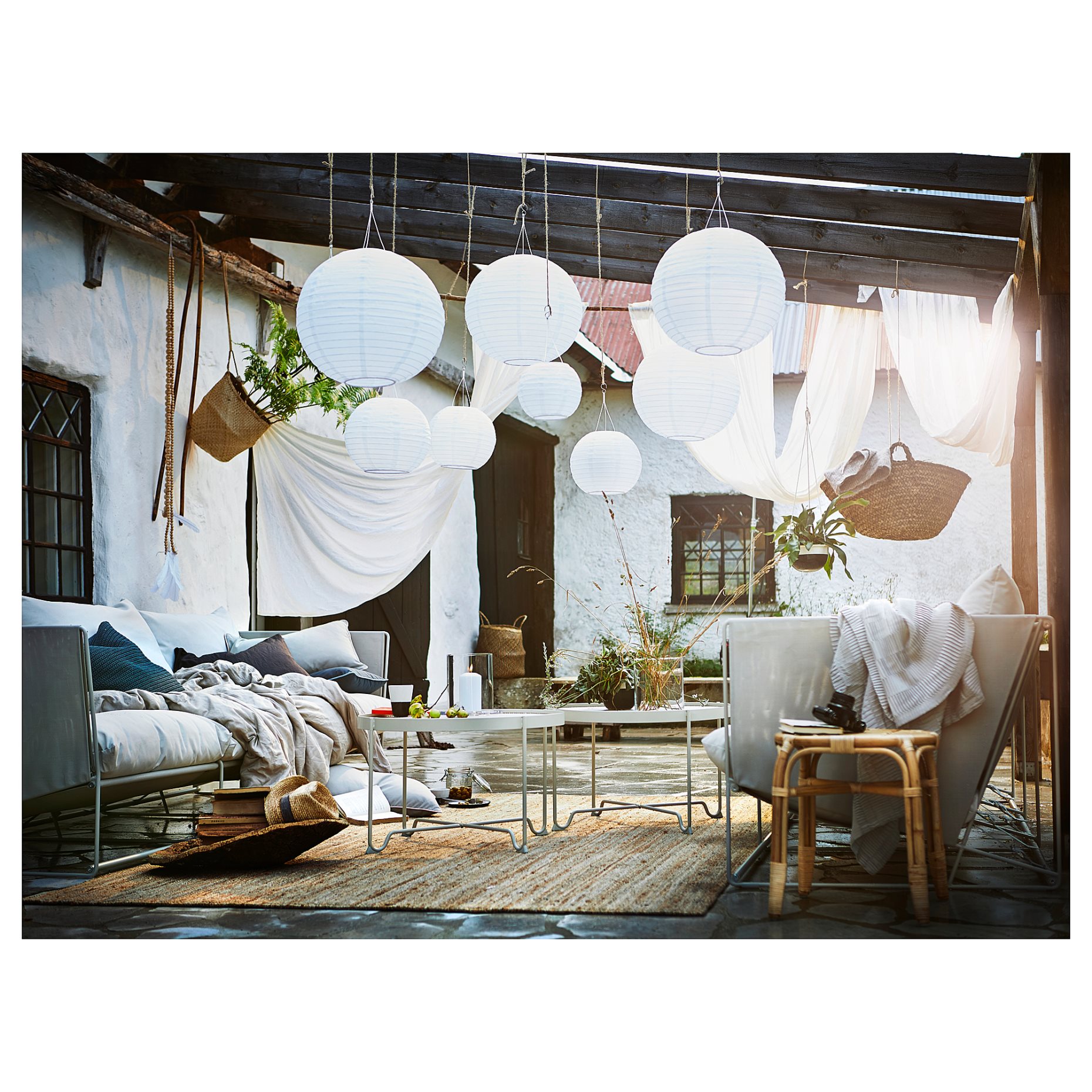 SOLVINDEN, solar-powered pendant lamp with built-in LED light source/outdoor/globe, 30 cm, 305.136.64