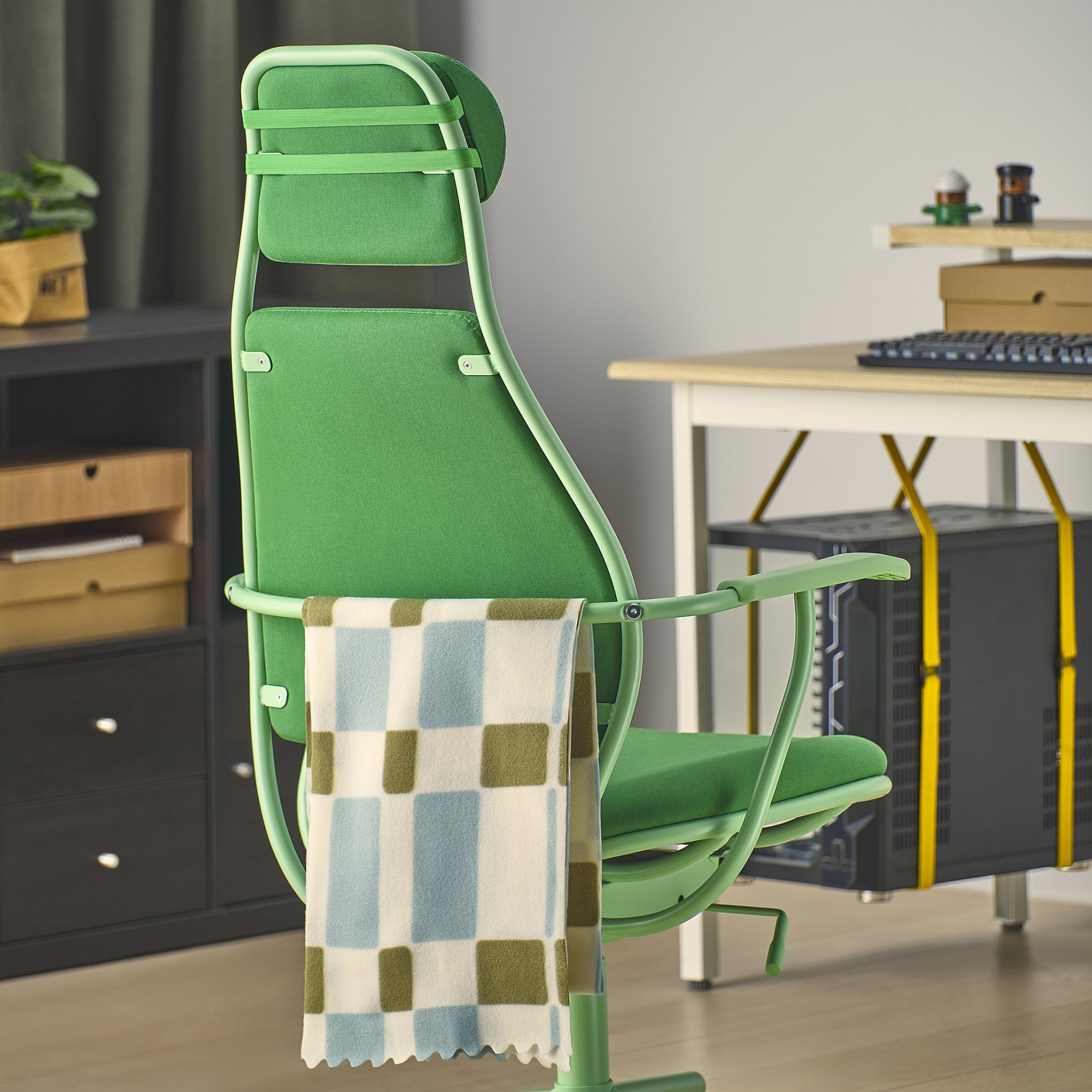 LÖPARBANA, gaming chair, 305.863.25