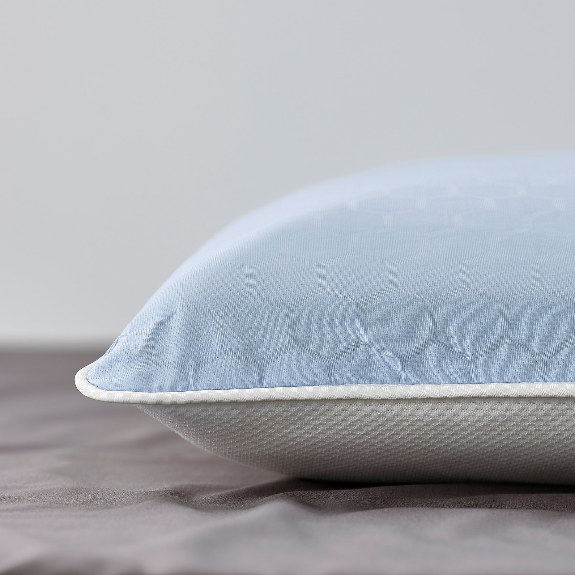 KVARNVEN, ergonomic pillow/stomach sleeper, 42x54 cm, 405.132.20