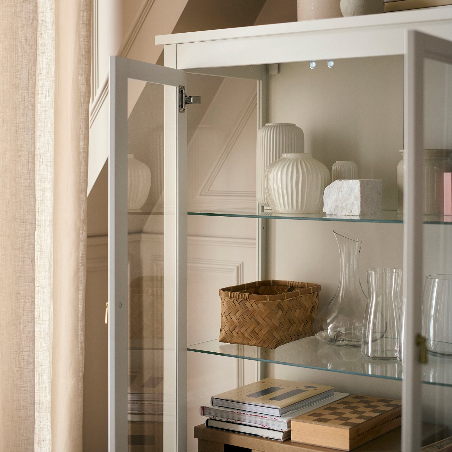 FÄRJKARL, glass-door cabinet, 87x45x161 cm, 405.976.44